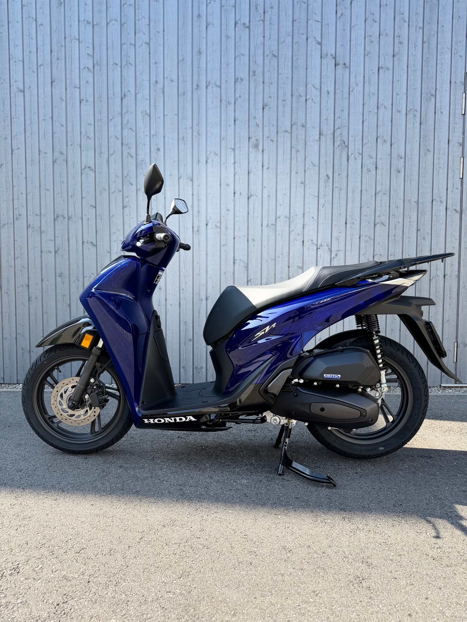 HONDA Vetro-image-3
