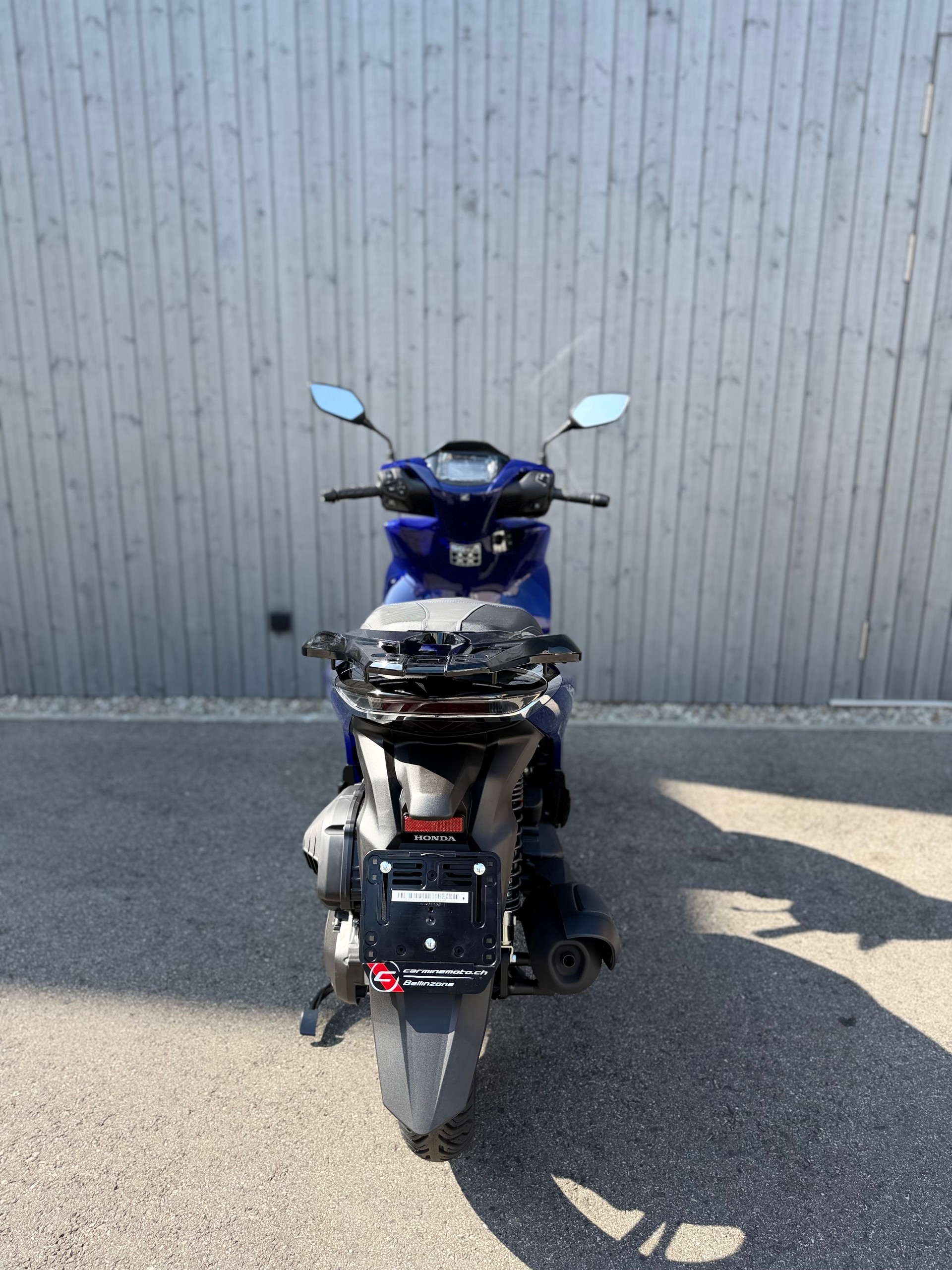 HONDA Vetro-image-5