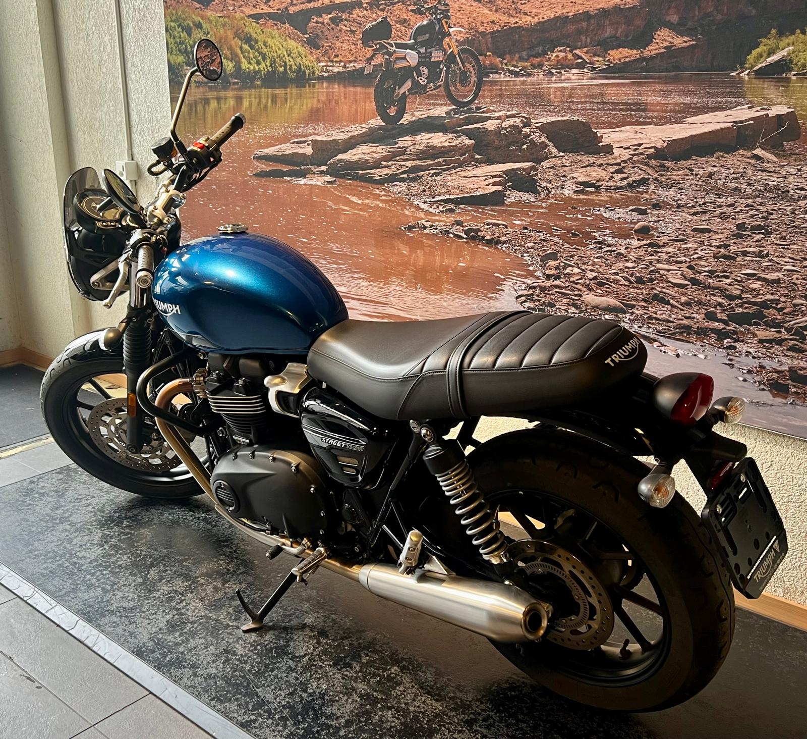 TRIUMPH Street Twin 900-image-4