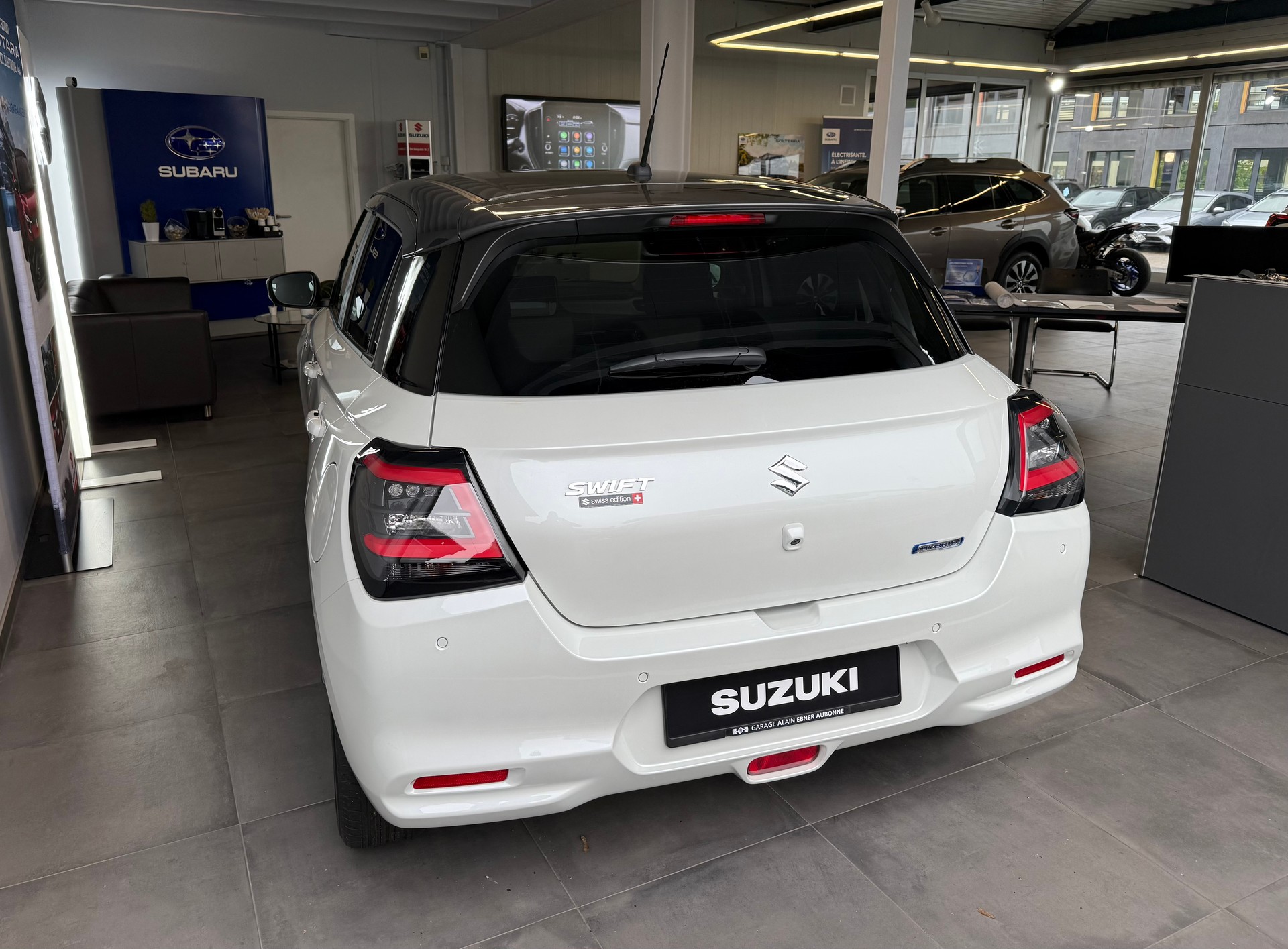 SUZUKI Sakura Top Hybrid-image-3