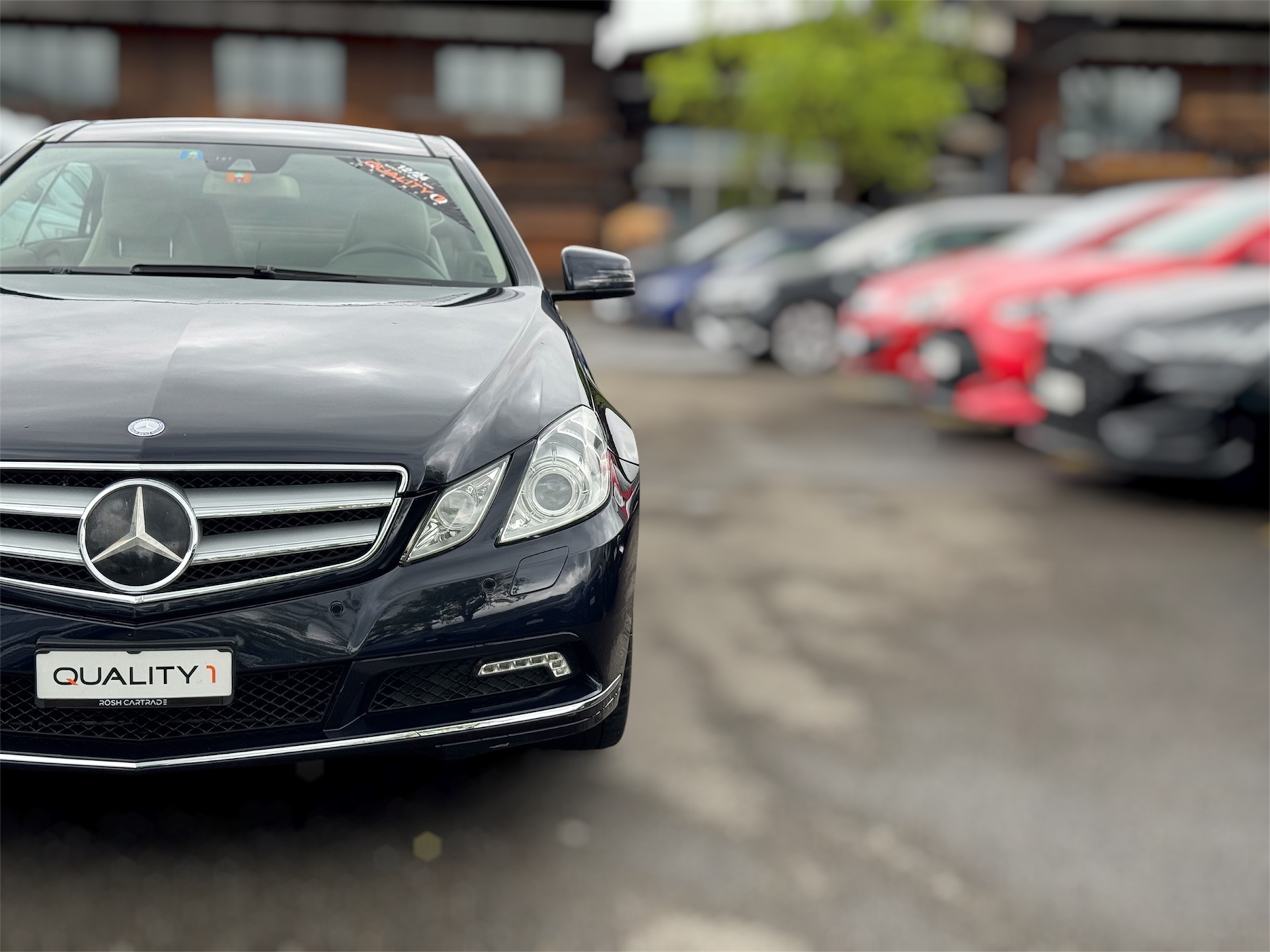 MERCEDES-BENZ E 350 CGI BlueEfficiency 7G-Tronic-image-15