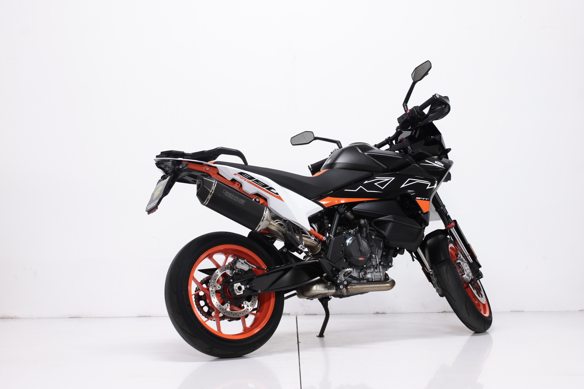 KTM 890 SMT-image-2