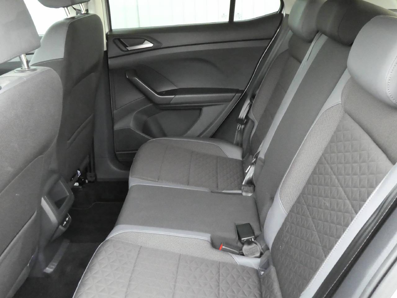 VW T-Cross 1.0 TSI 110 Style DSG-image-11