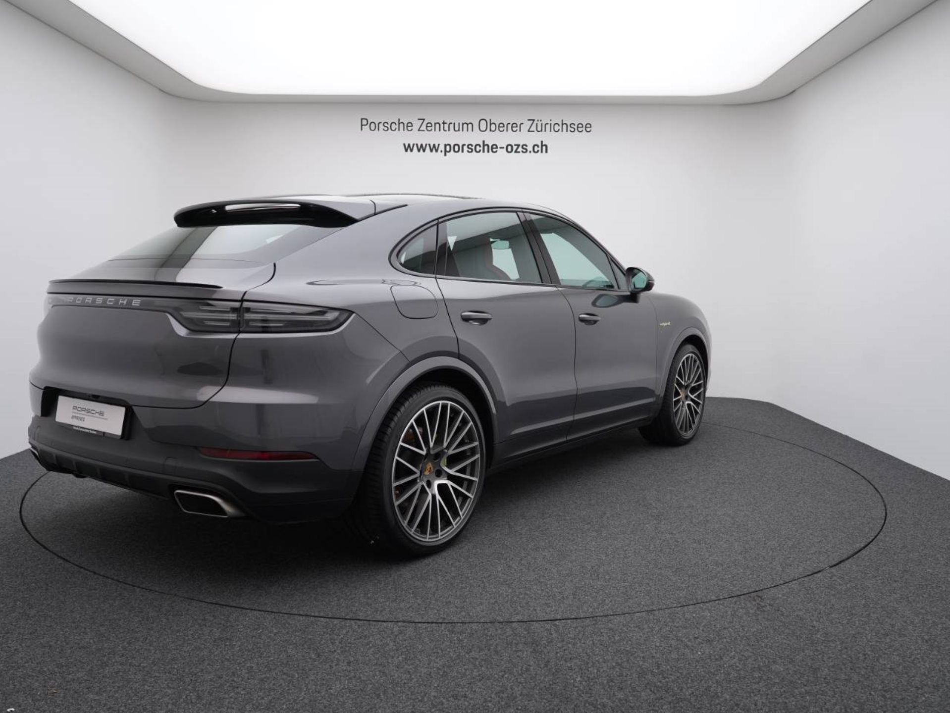 PORSCHE Cayenne E-Hybrid Coupé-image-6