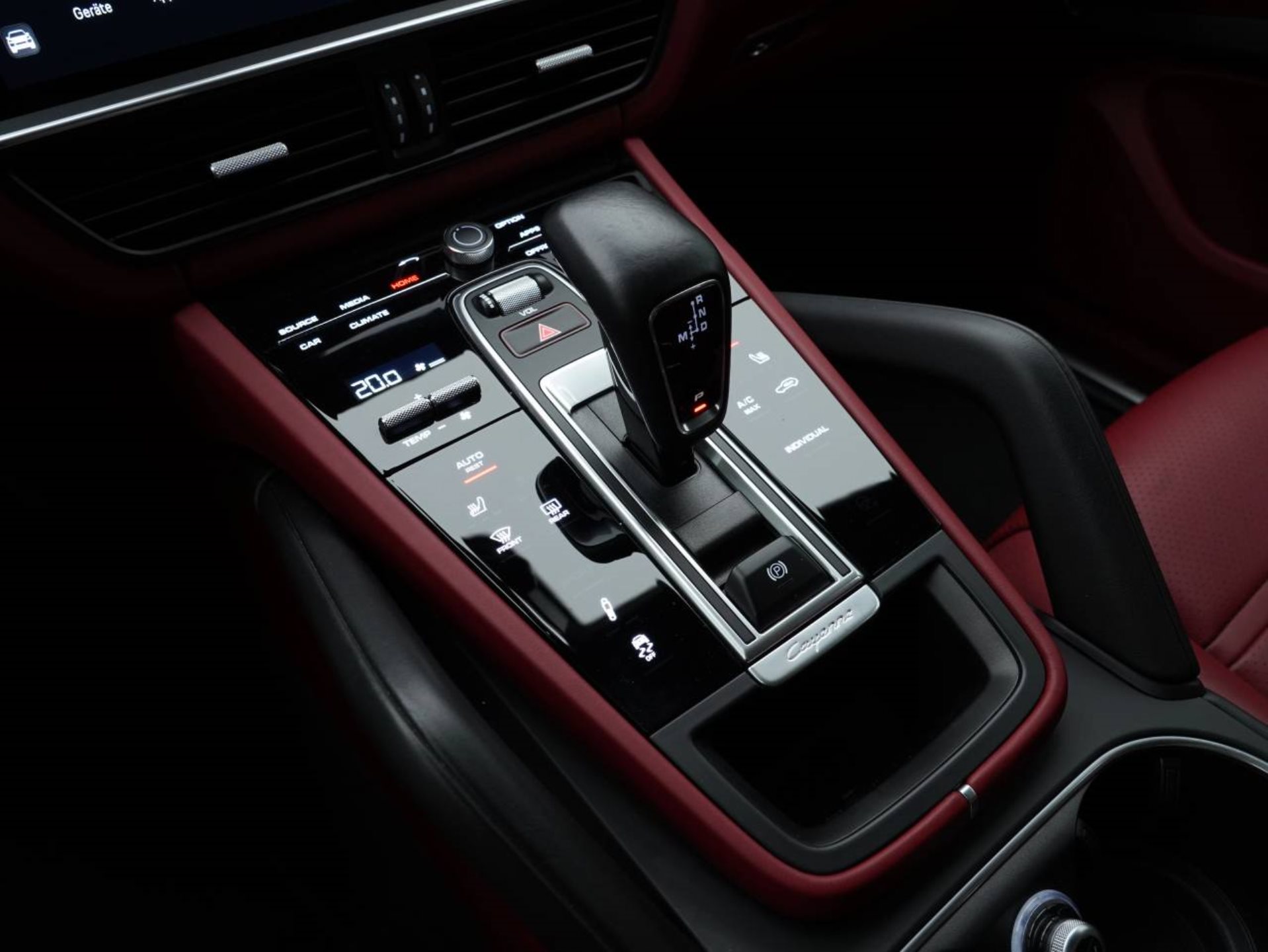 PORSCHE Cayenne E-Hybrid Coupé-image-16