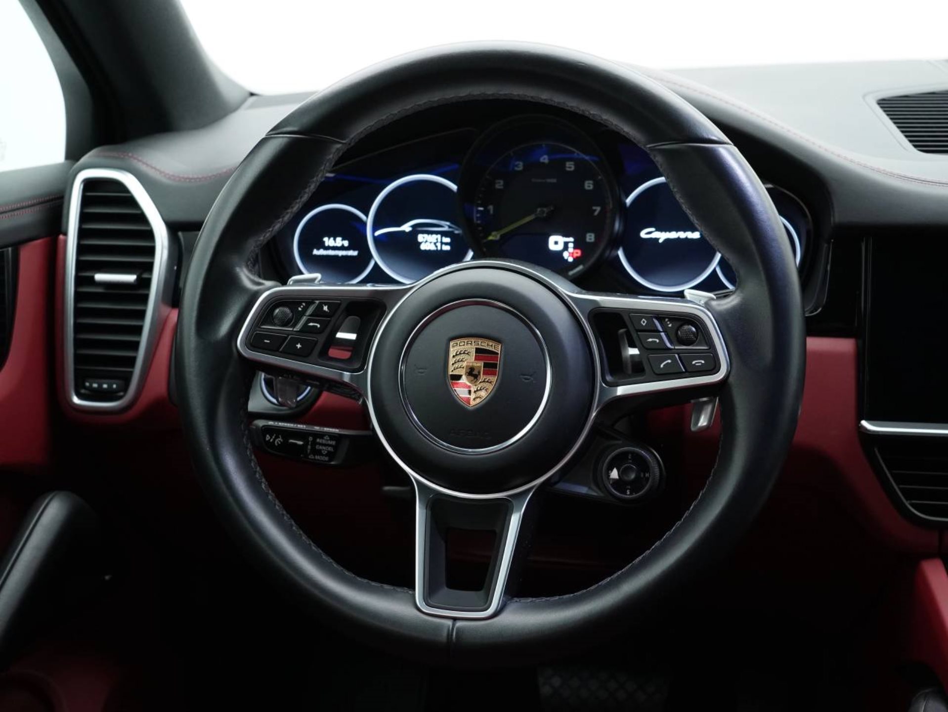 PORSCHE Cayenne E-Hybrid Coupé-image-13