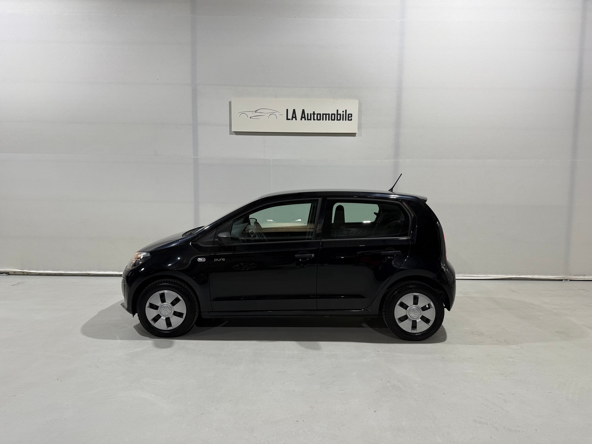 VW Up 1.0 move up-image-2