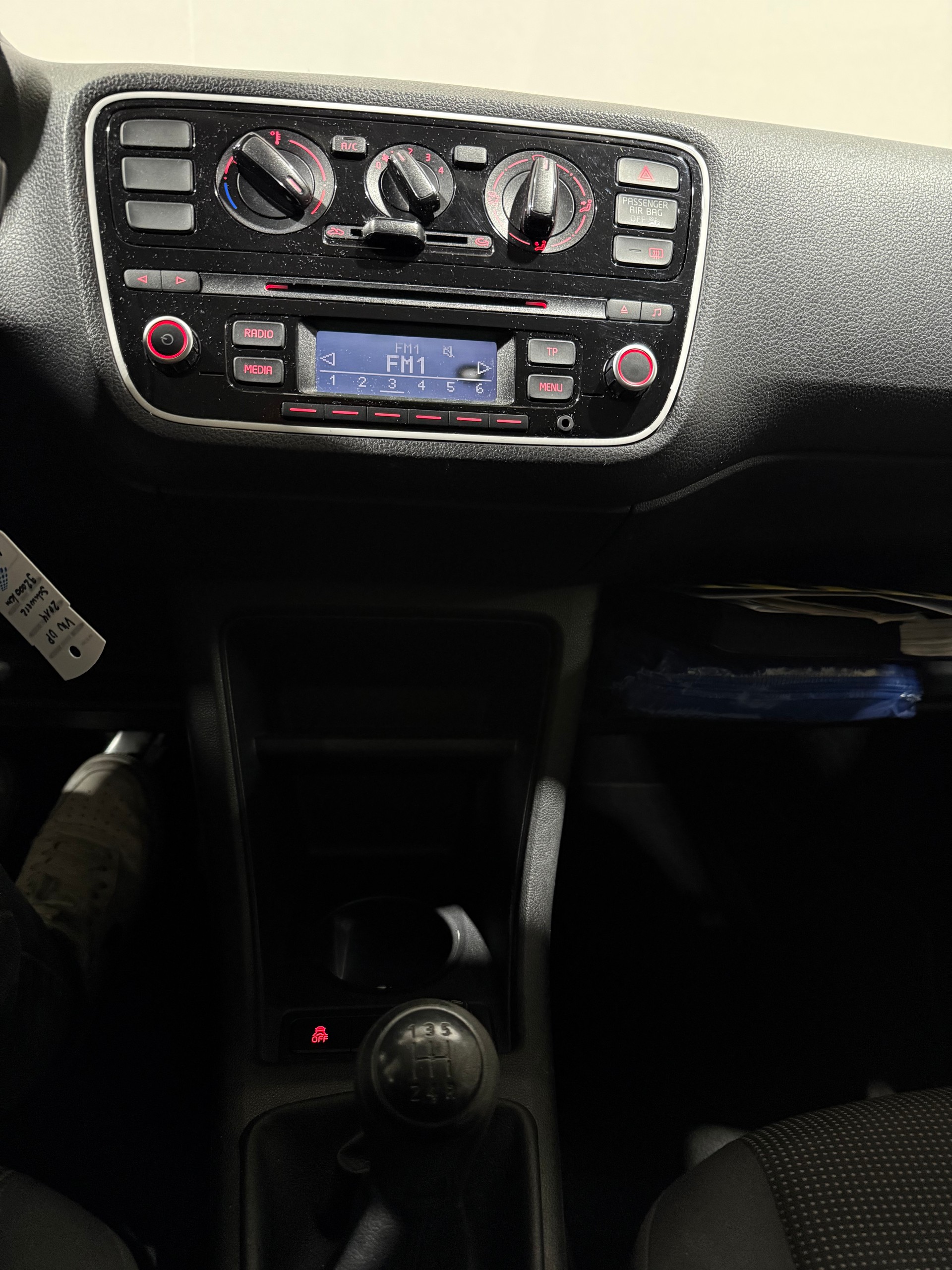 VW Up 1.0 move up-image-14