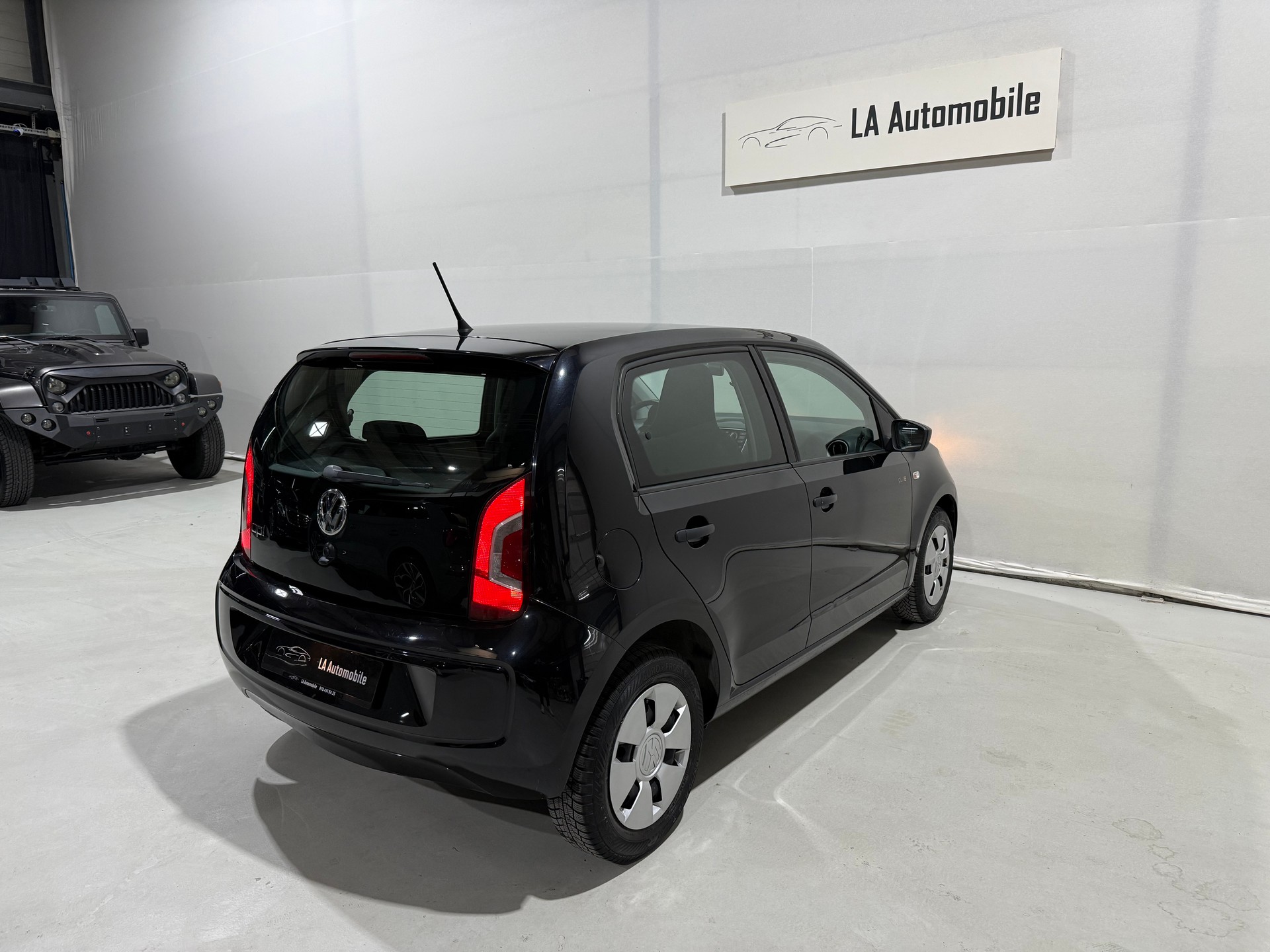 VW Up 1.0 move up-image-8