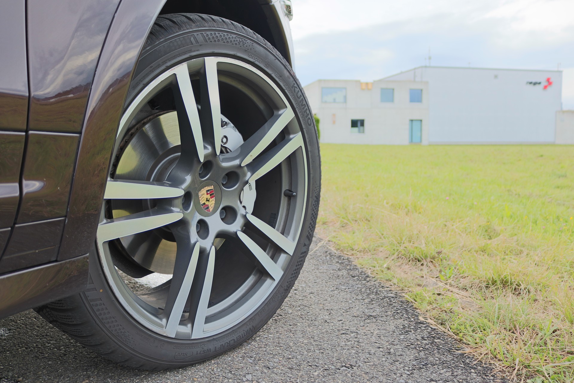PORSCHE Cayenne S Diesel-image-4