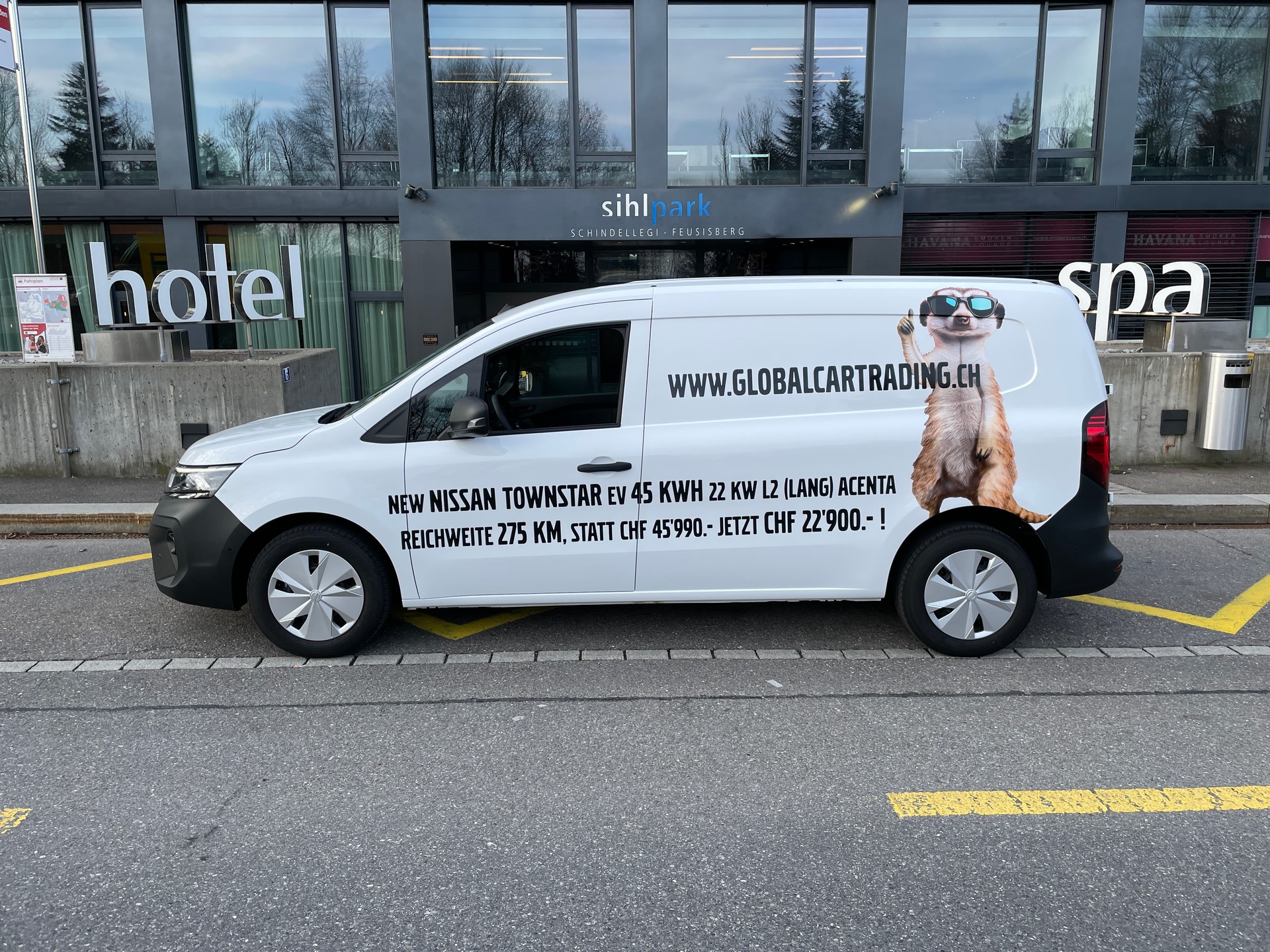 NISSAN Townstar EV45 kWh 22kW L2 Acenta-image-8