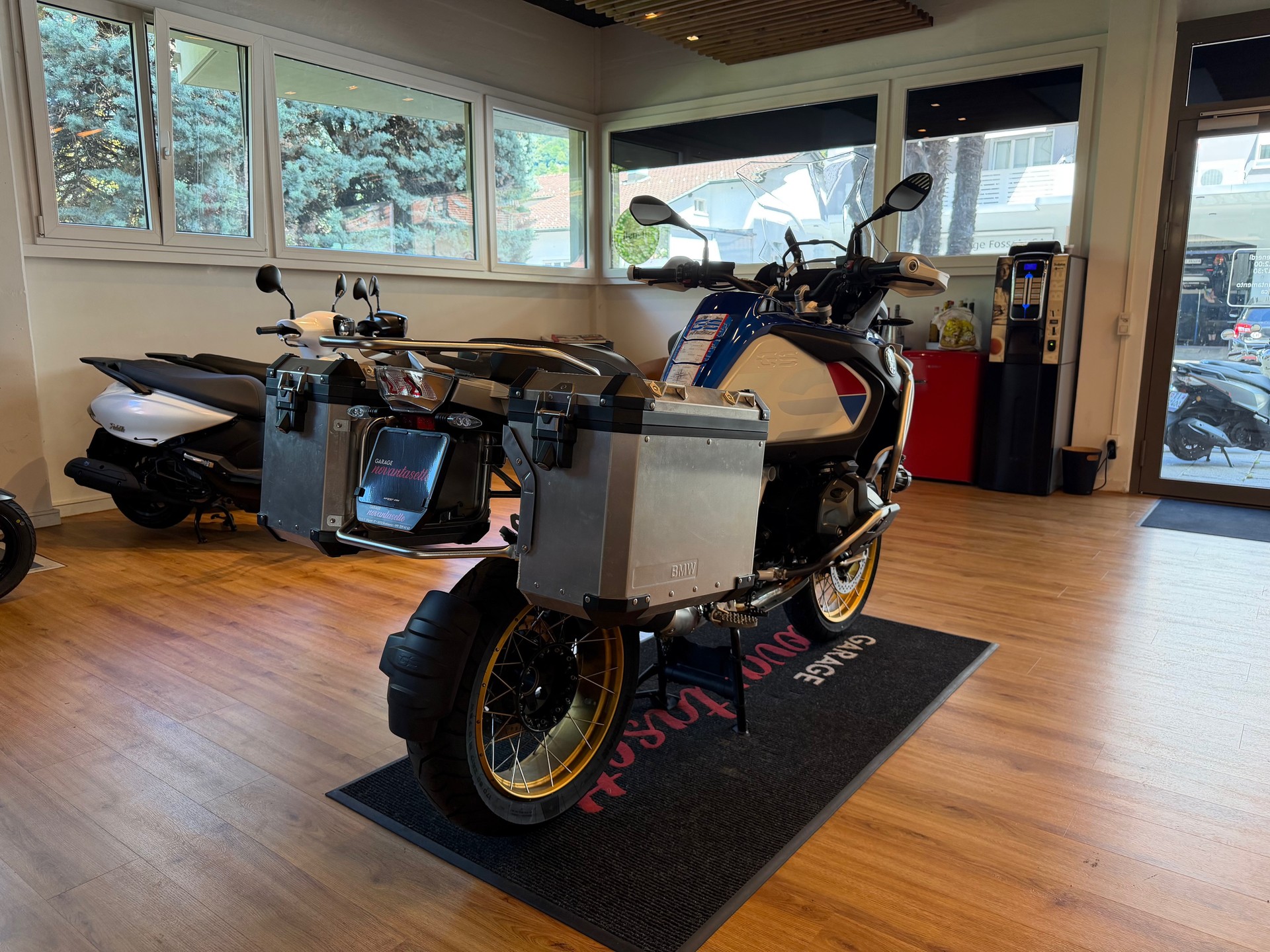 BMW R 1250 GS Adventure ABS-image-3