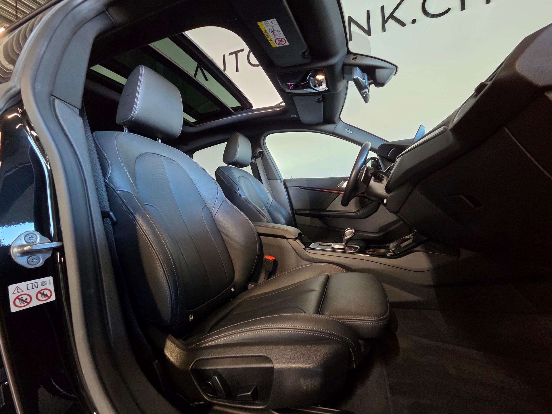 BMW M235i xDrive Gran Coupé-image-4