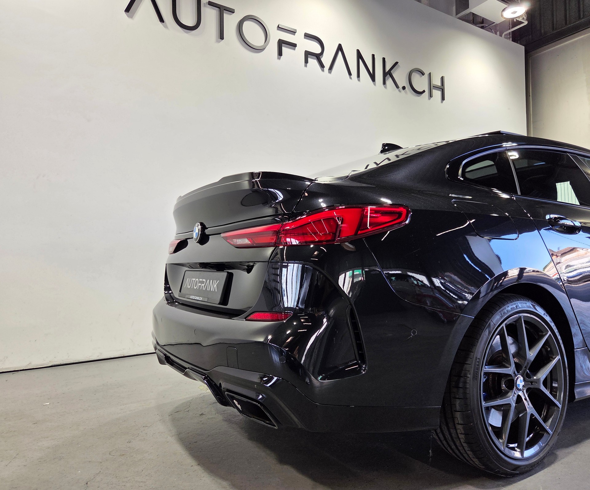 BMW M235i xDrive Gran Coupé-image-11