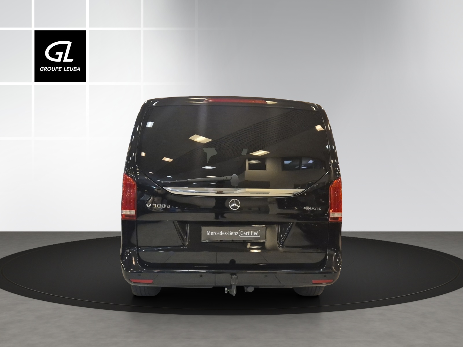 MERCEDES-BENZ V 300 d lang 4Matic 9G-Tronic-showroom-element-3