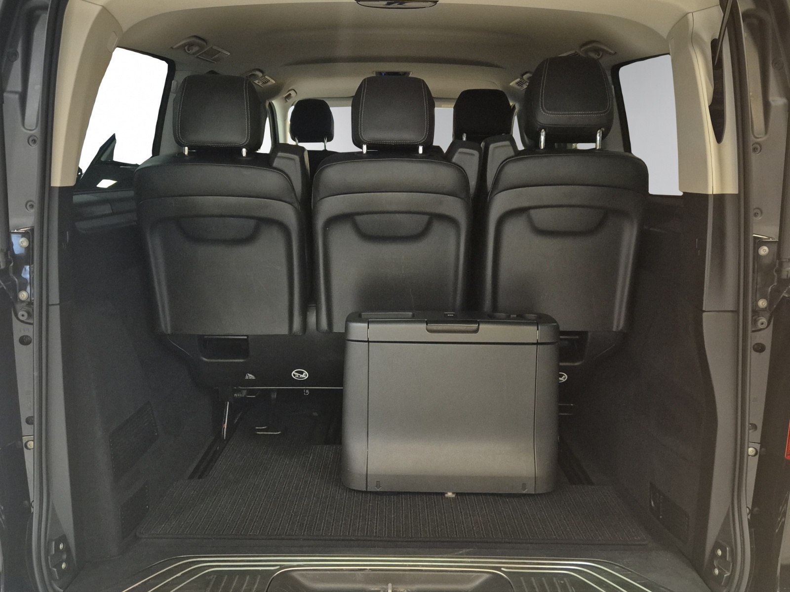 MERCEDES-BENZ V 300 d lang 4Matic 9G-Tronic-image-4
