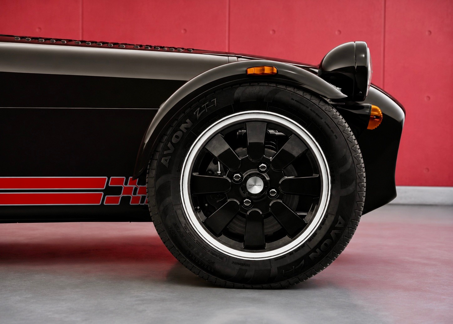 CATERHAM Seven 170R (MY26, Swiss new car, Signature seats, 24-month factory warranty)-image-5