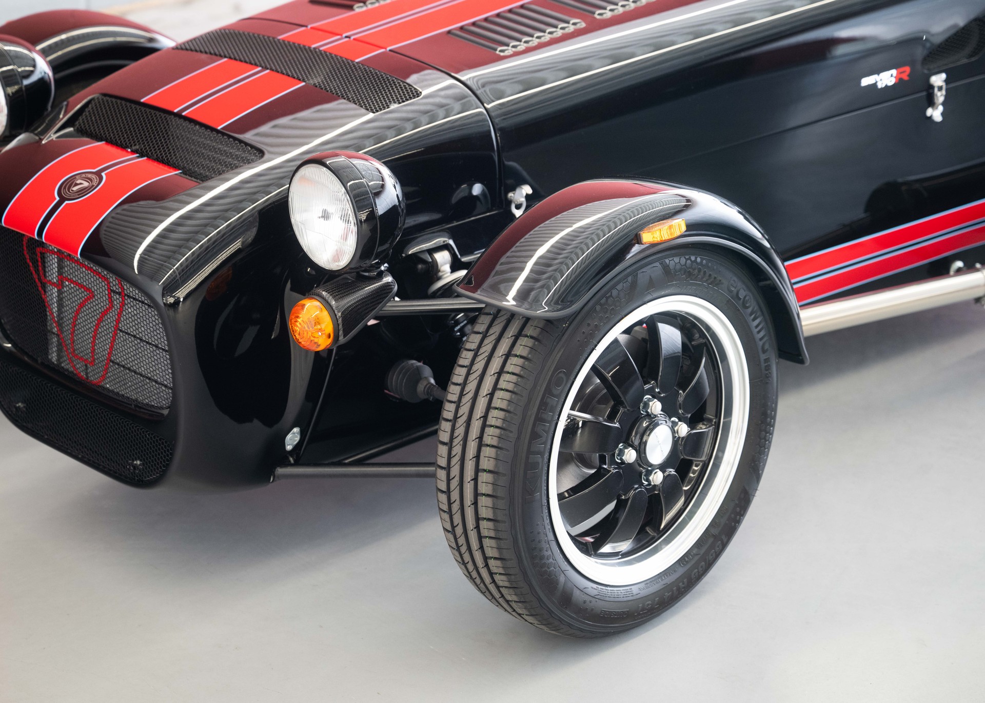 CATERHAM Seven 170R (MY26, Swiss new car, Signature seats, 24-month factory warranty)-image-13