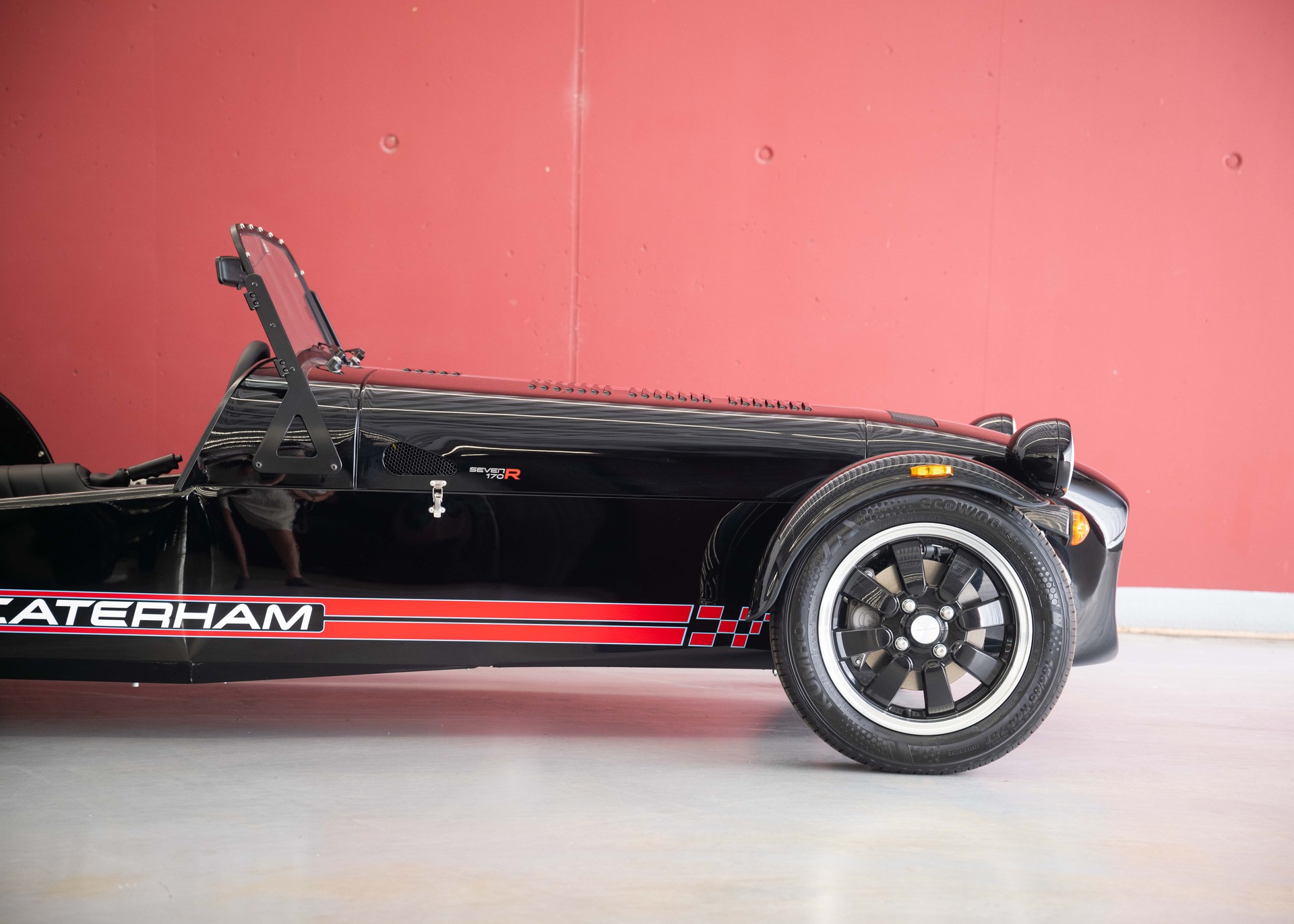 CATERHAM Seven 170R (MY26, Swiss new car, Signature seats, 24-month factory warranty)-image-8