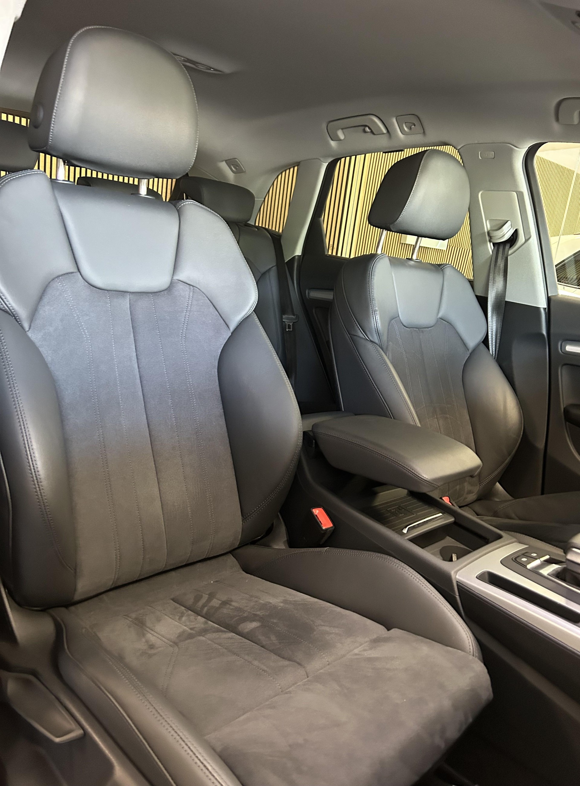 AUDI Q5 2.0 40 TDI S-Line quattro S-Tronic-image-22
