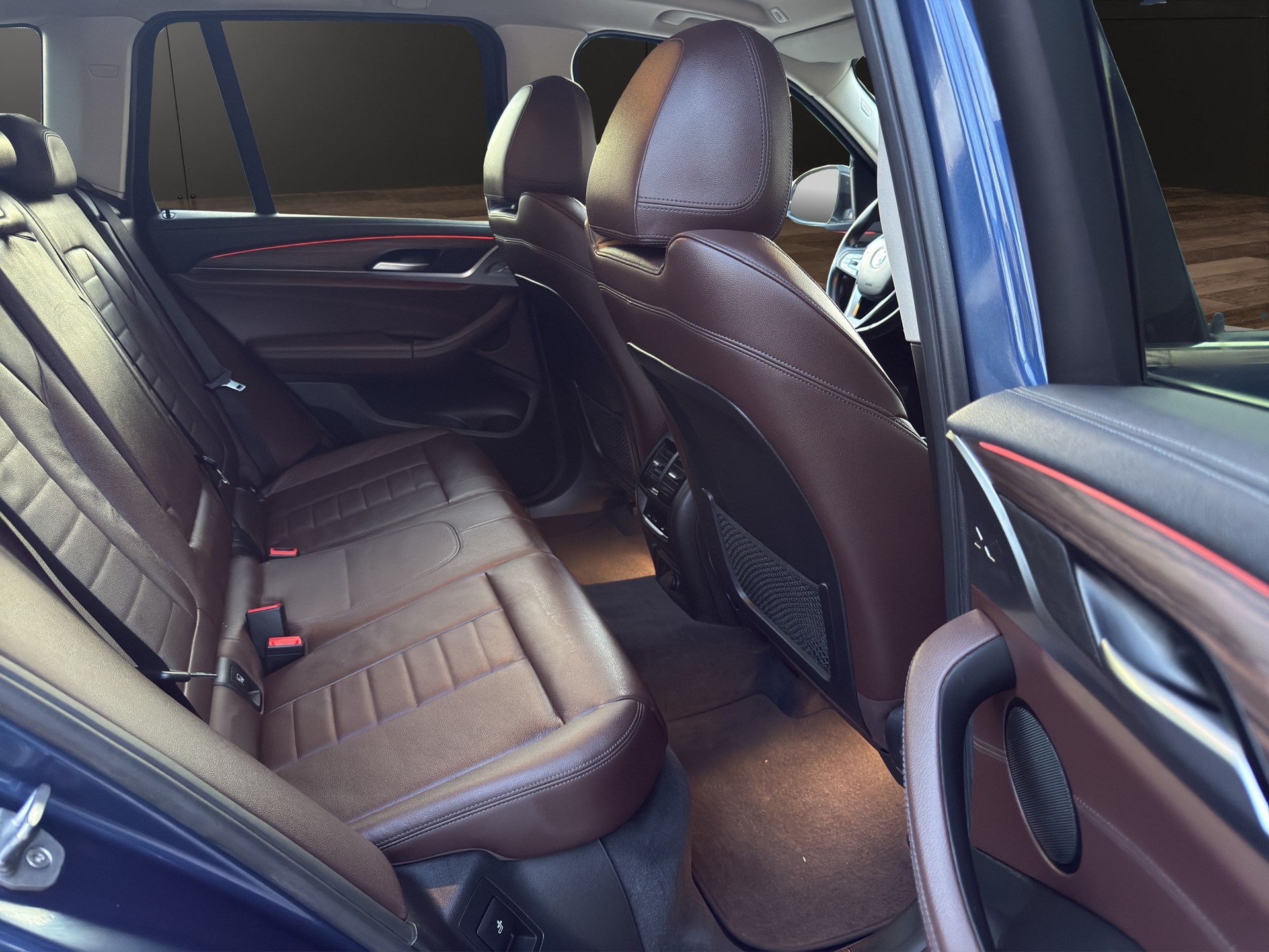 BMW X3 xDrive 20d Individual Luxury Line Steptronic-image-14