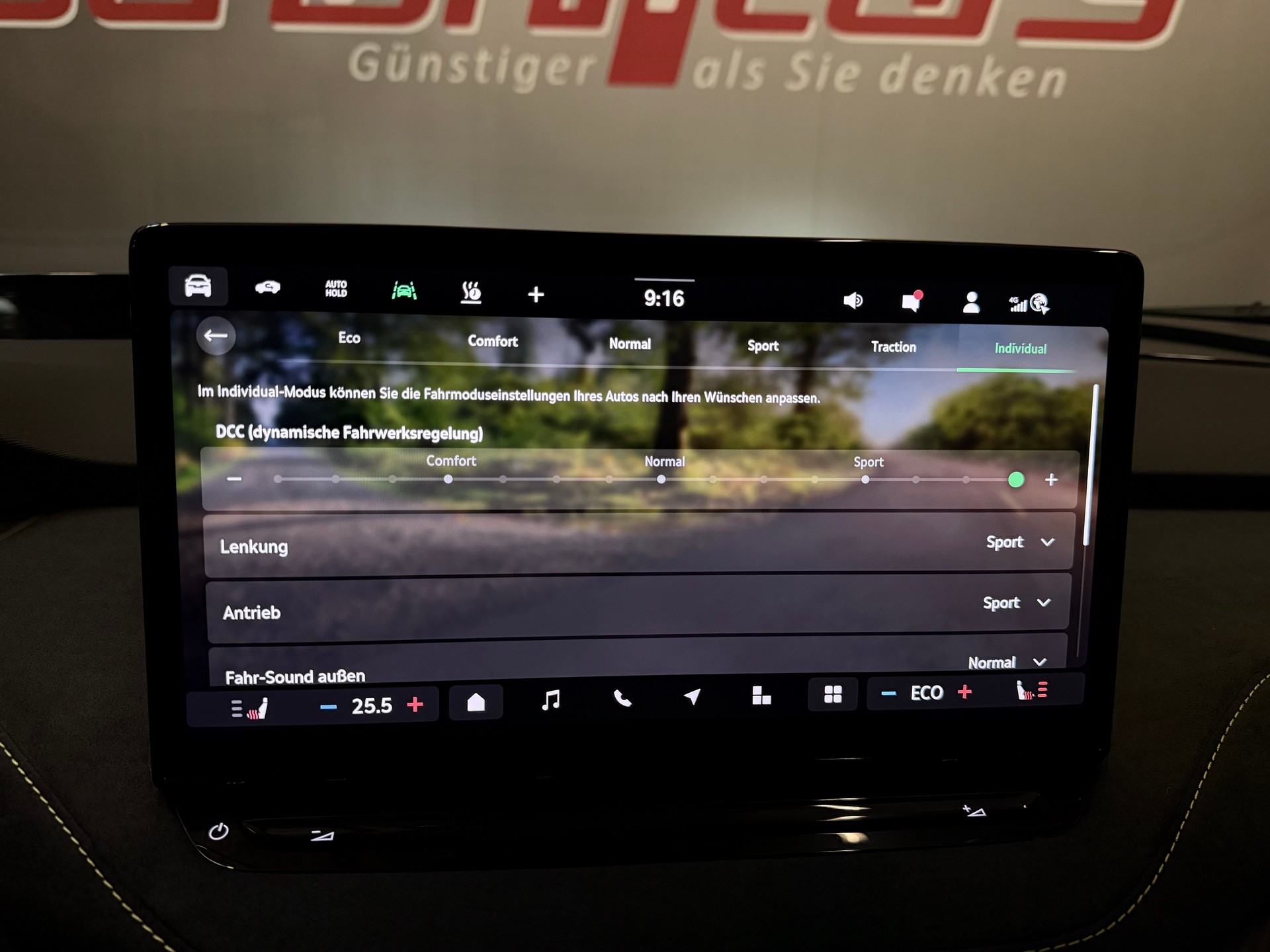 SKODA Elroq RS 4x4-image-24