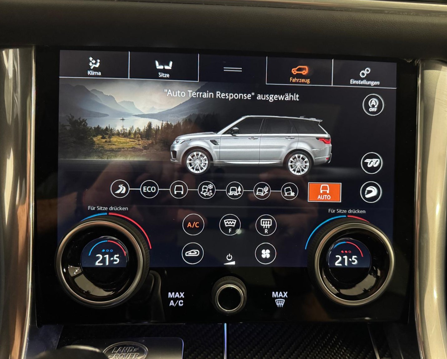 LAND ROVER Range Rover Sport 5.0 V8 SC SVR-image-24