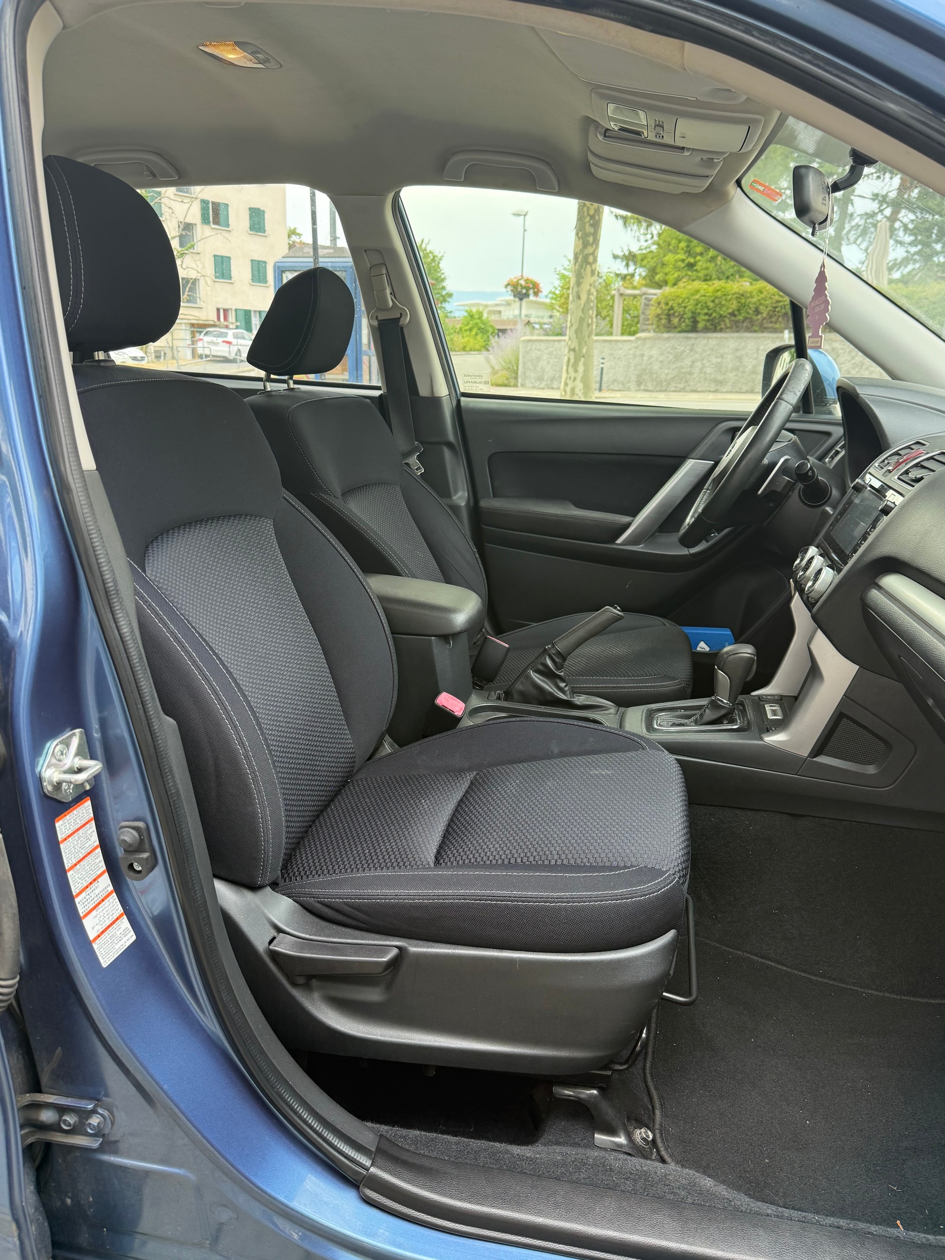 SUBARU Forester 2.0D Swiss Lineatronic-image-6