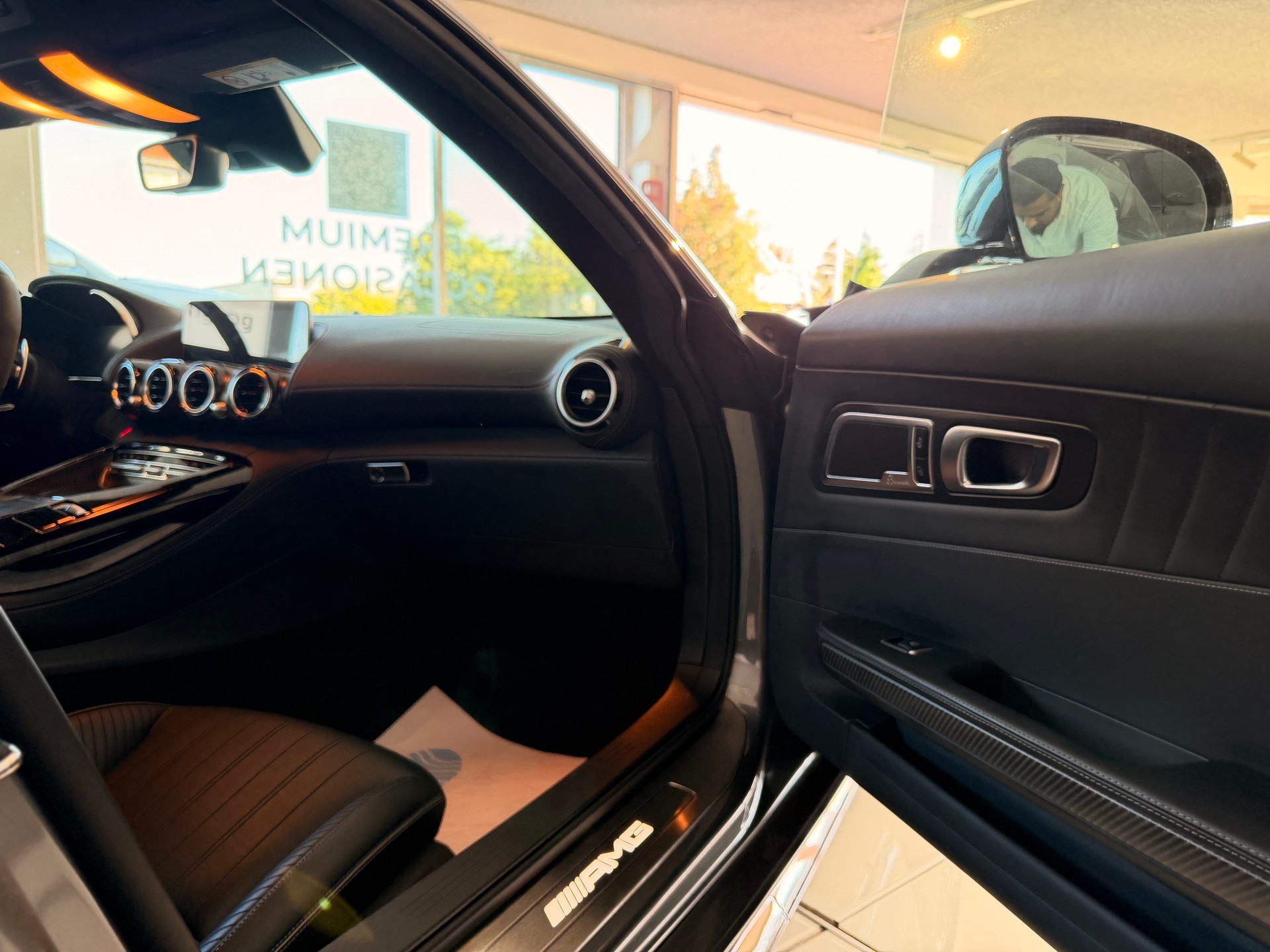 MERCEDES-BENZ AMG GT C Speedshift DCT-image-18