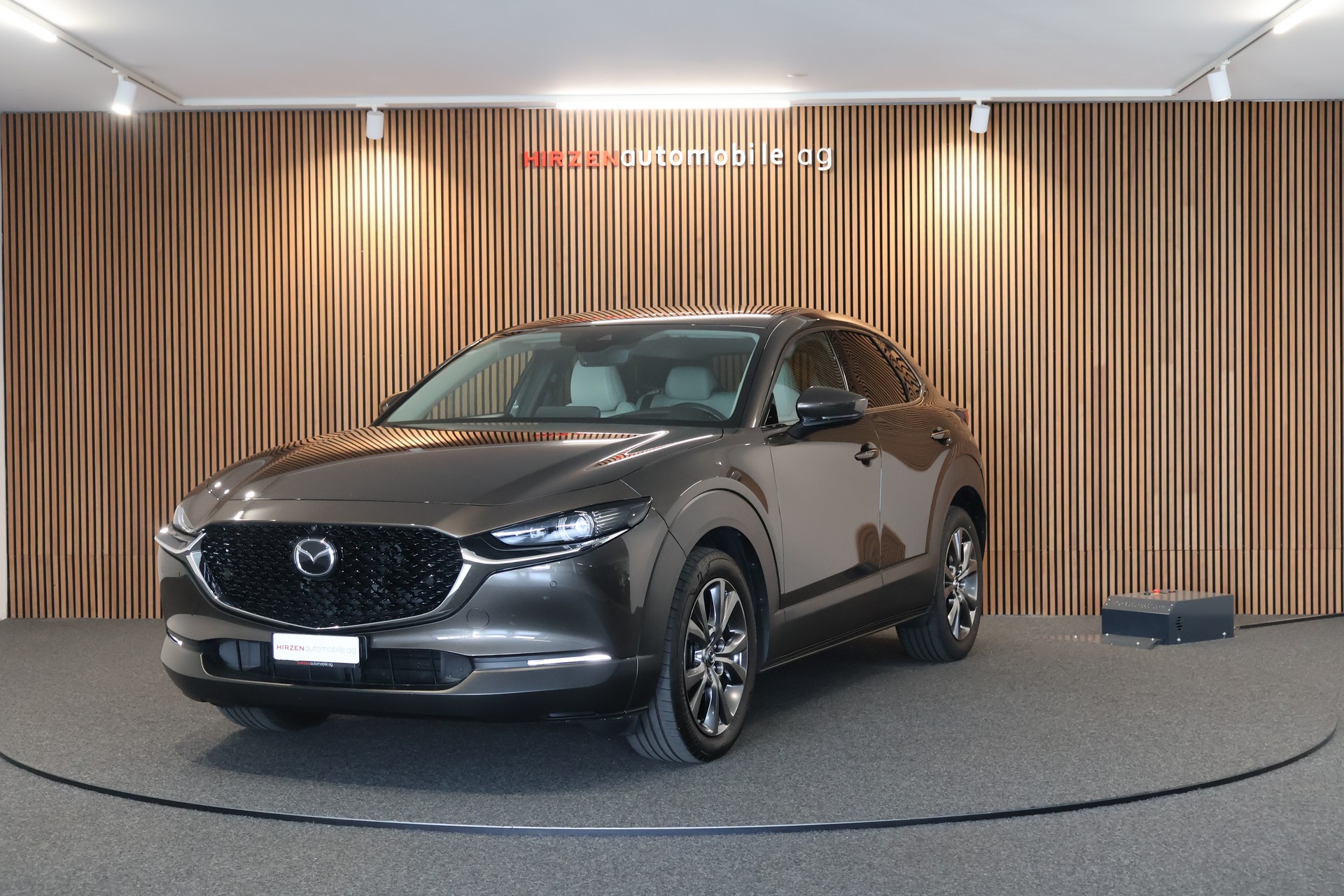 MAZDA CX-30 SKYACTIV-X 186 M Hybrid AWD Revolution Automat
