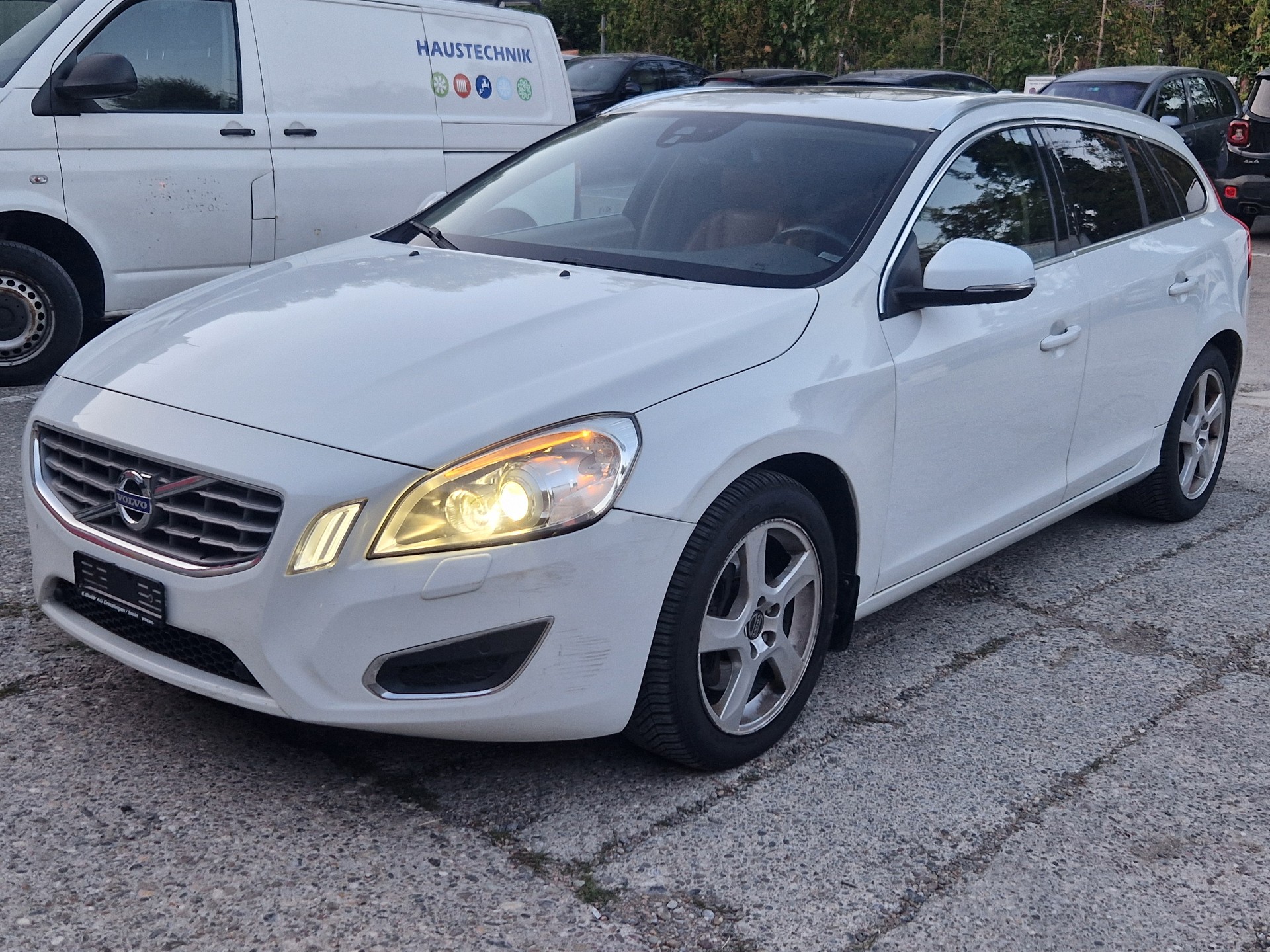 VOLVO V60 T5 R-Design Powershift