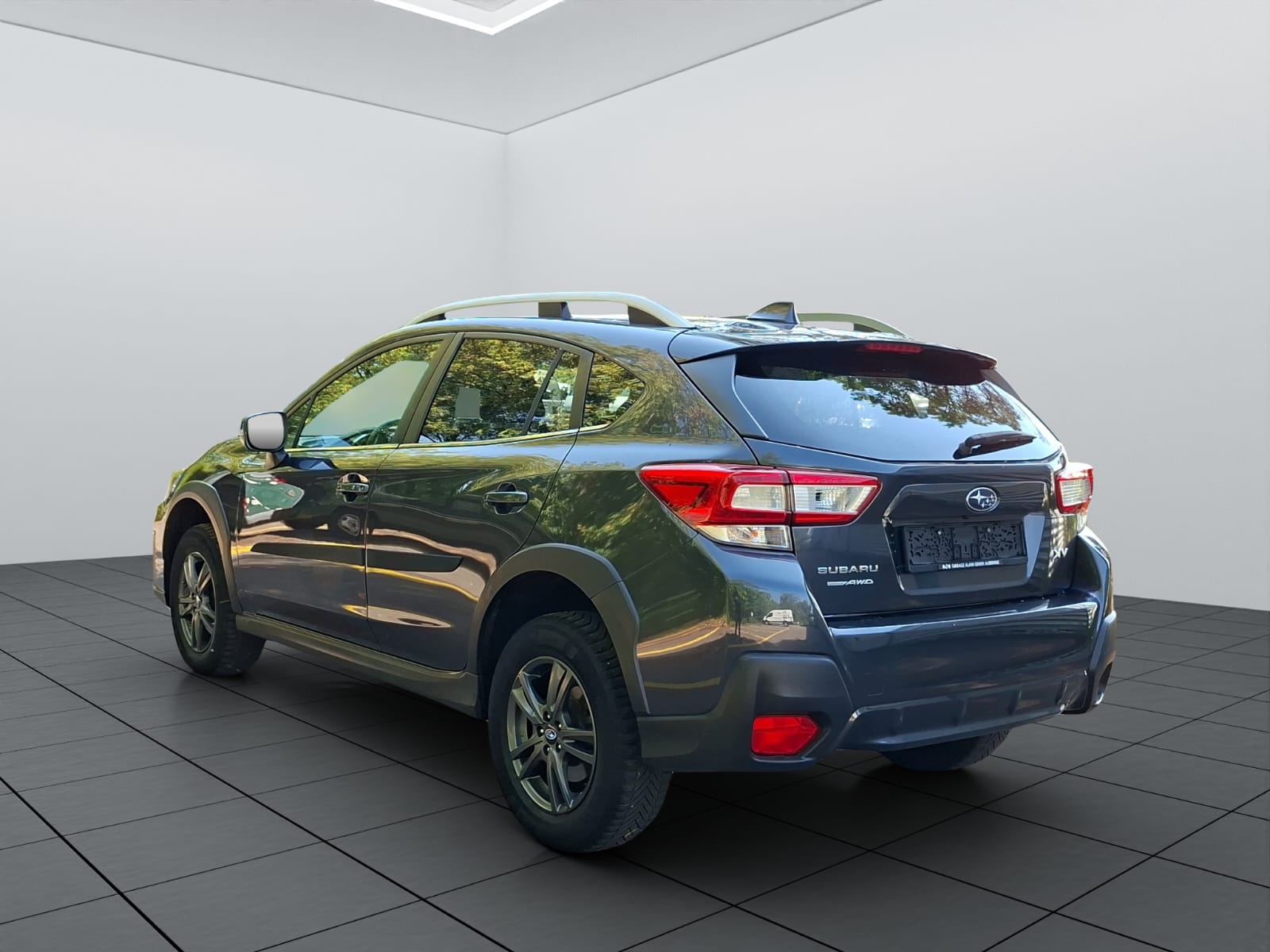 SUBARU XV 2.0 Luxury AWD Lineartronic-showroom-element-3