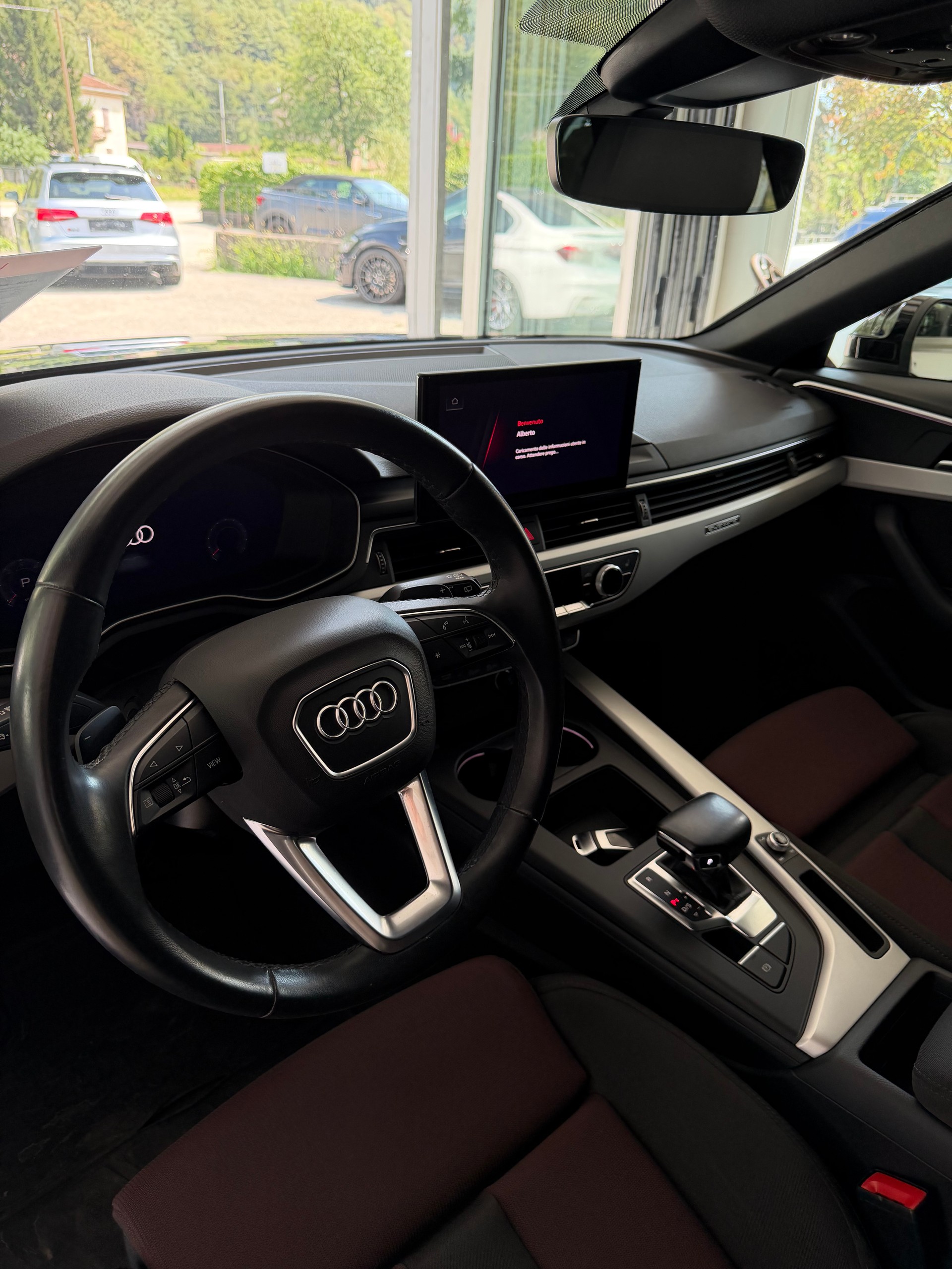 AUDI A4 Avant 40 TDI S line quattro S-tronic-image-9