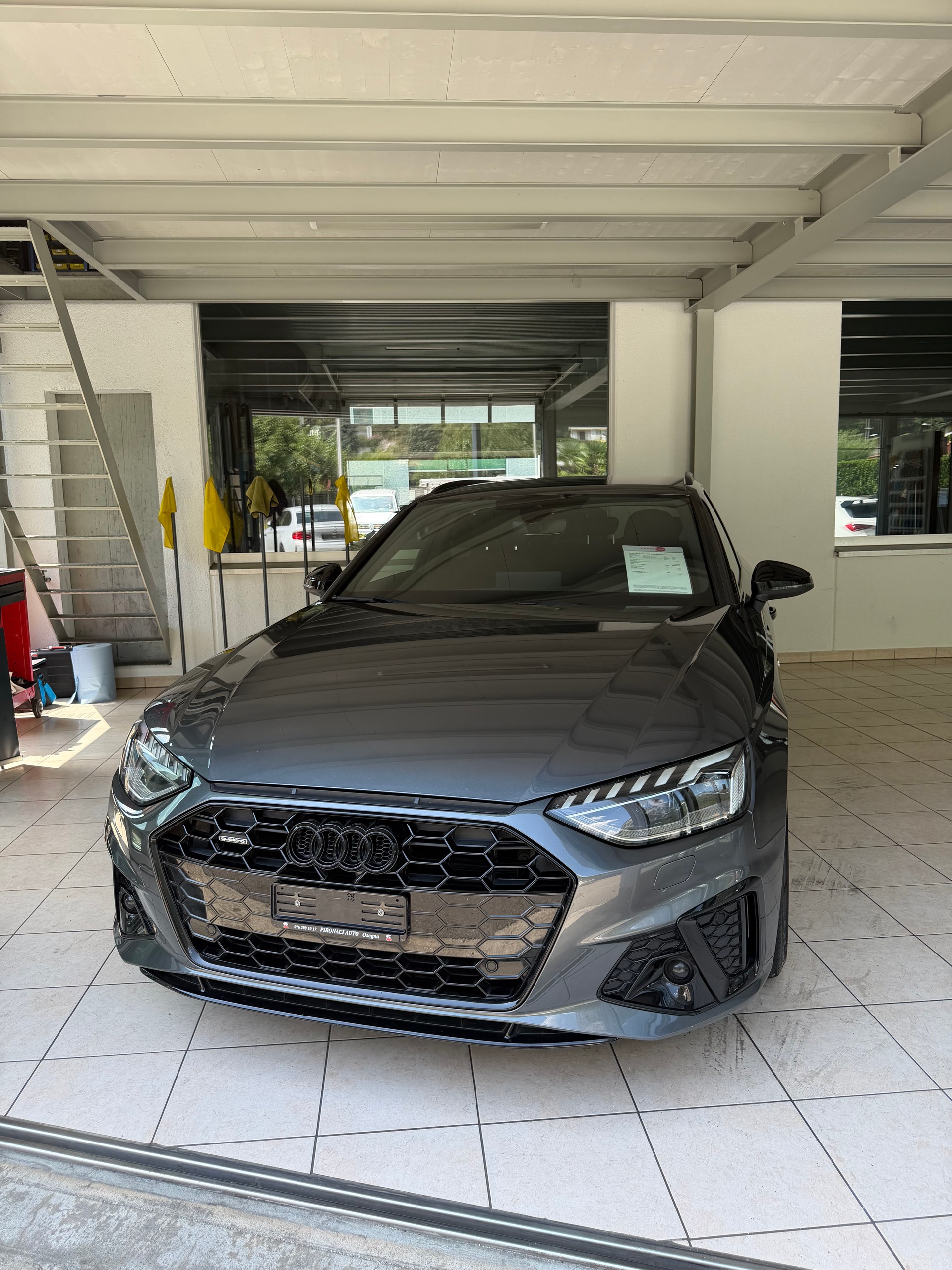 AUDI A4 Avant 40 TDI S line quattro S-tronic