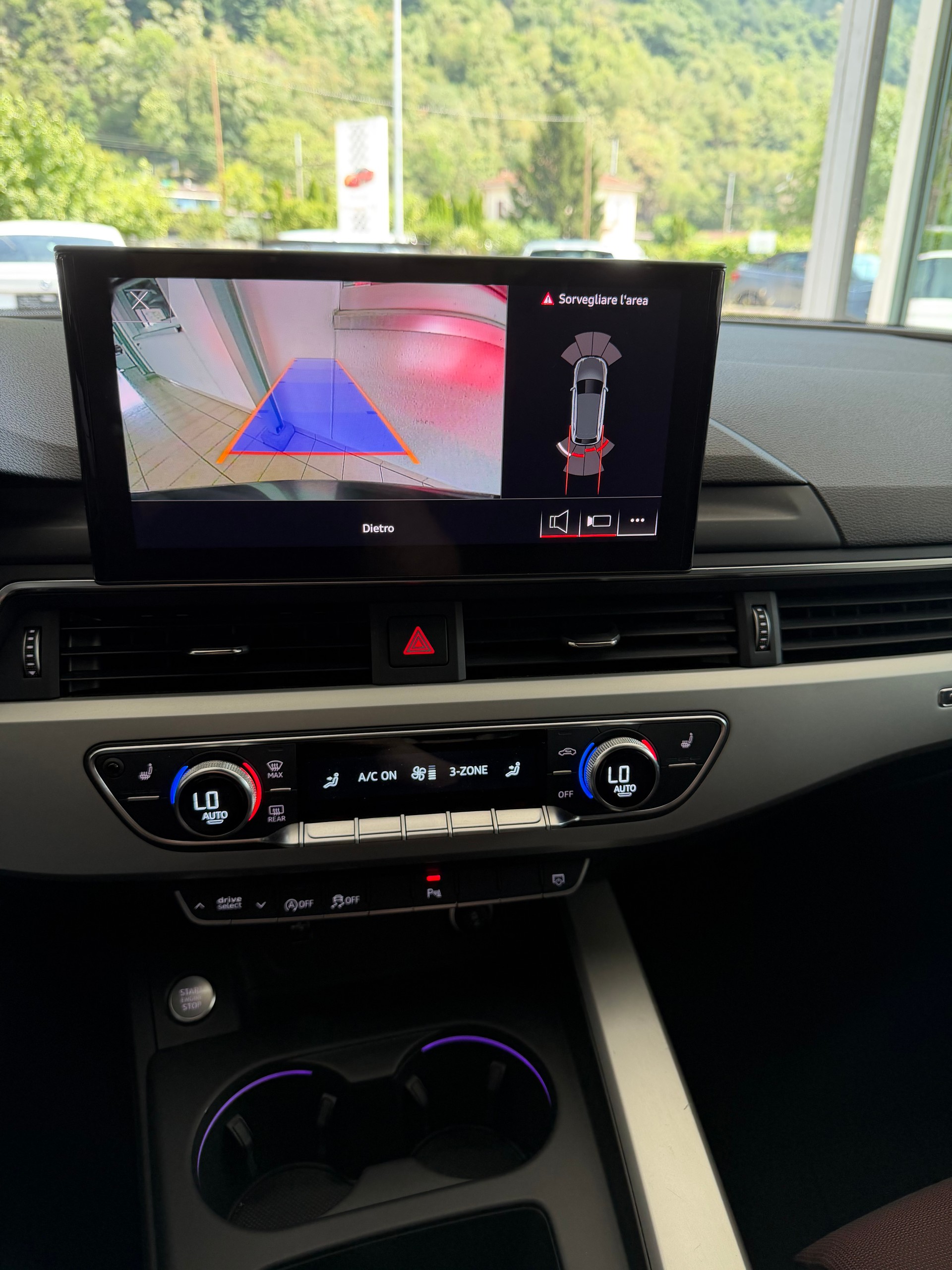 AUDI A4 Avant 40 TDI S line quattro S-tronic-image-12