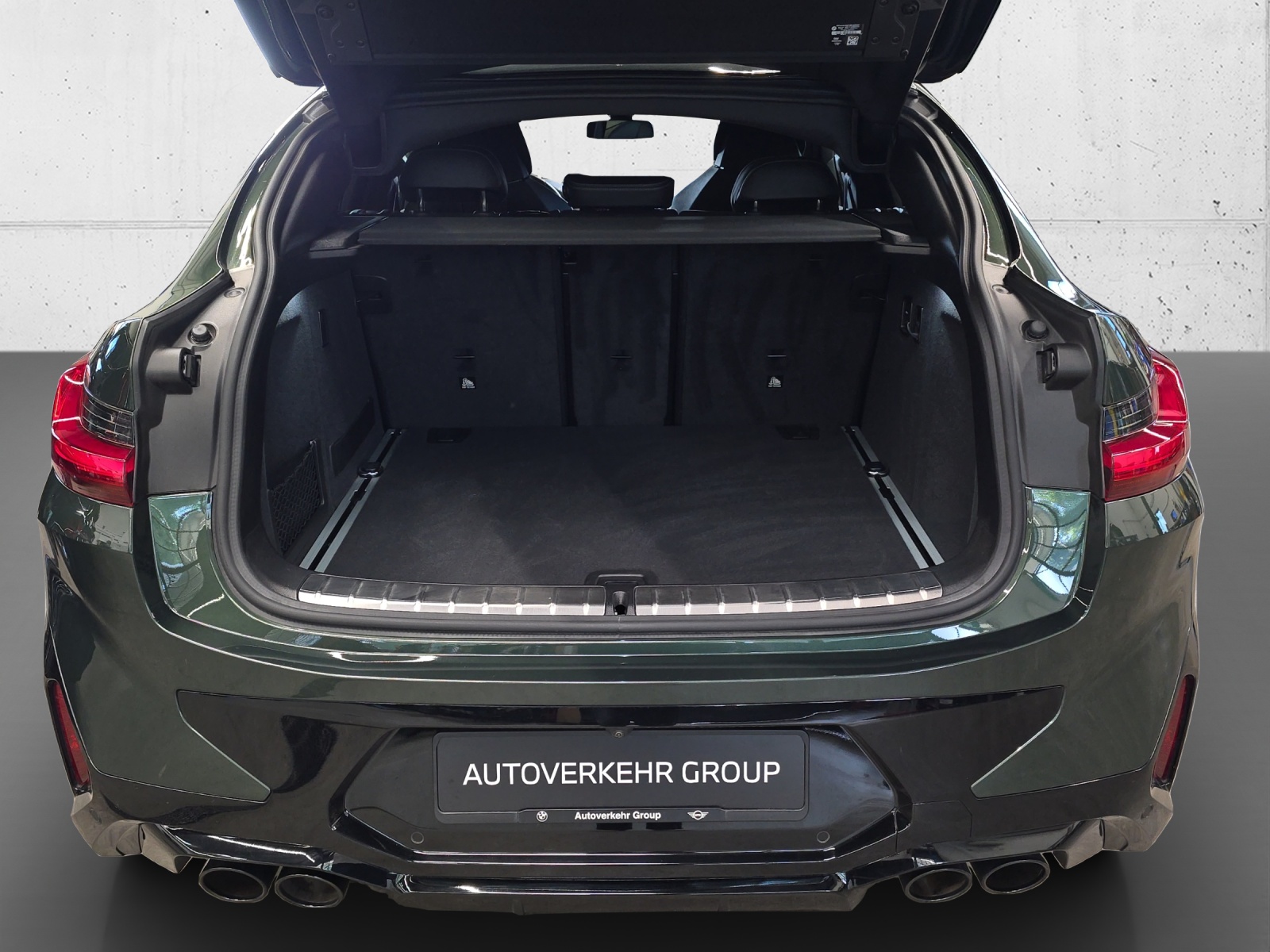 BMW X4M xDrive M Competition-image-19