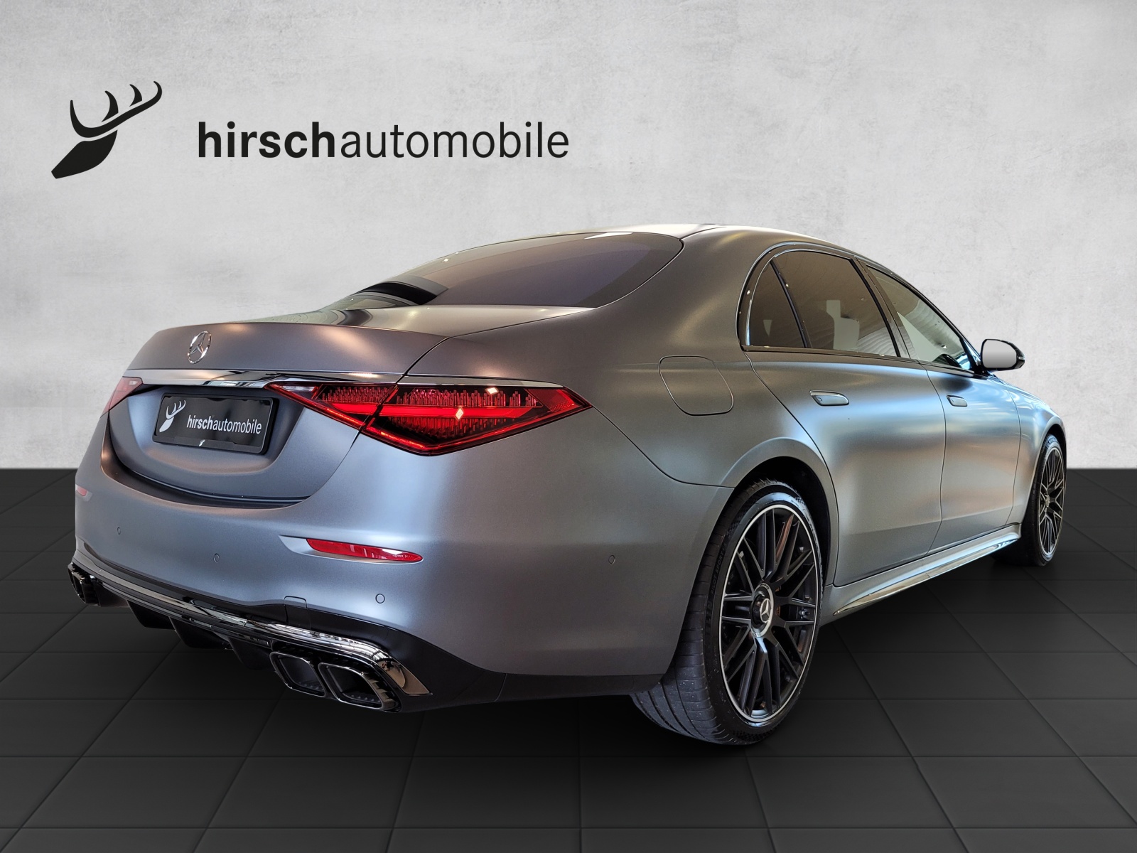 MERCEDES-BENZ S 63 AMG E Performance 4Matic-showroom-element-3