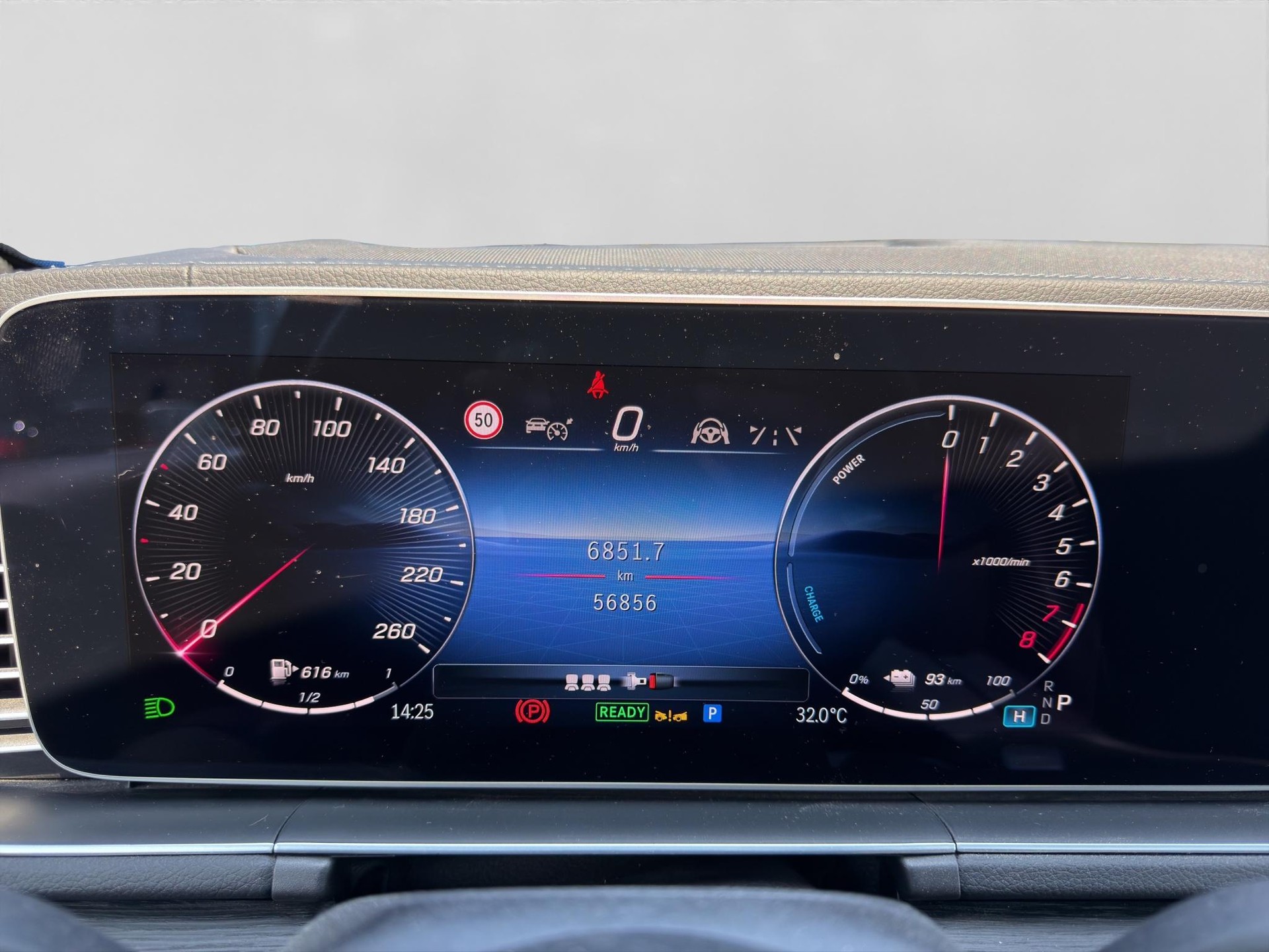 MERCEDES-BENZ GLE 400 e AMG Line 4matic Coupé-showroom-element-3