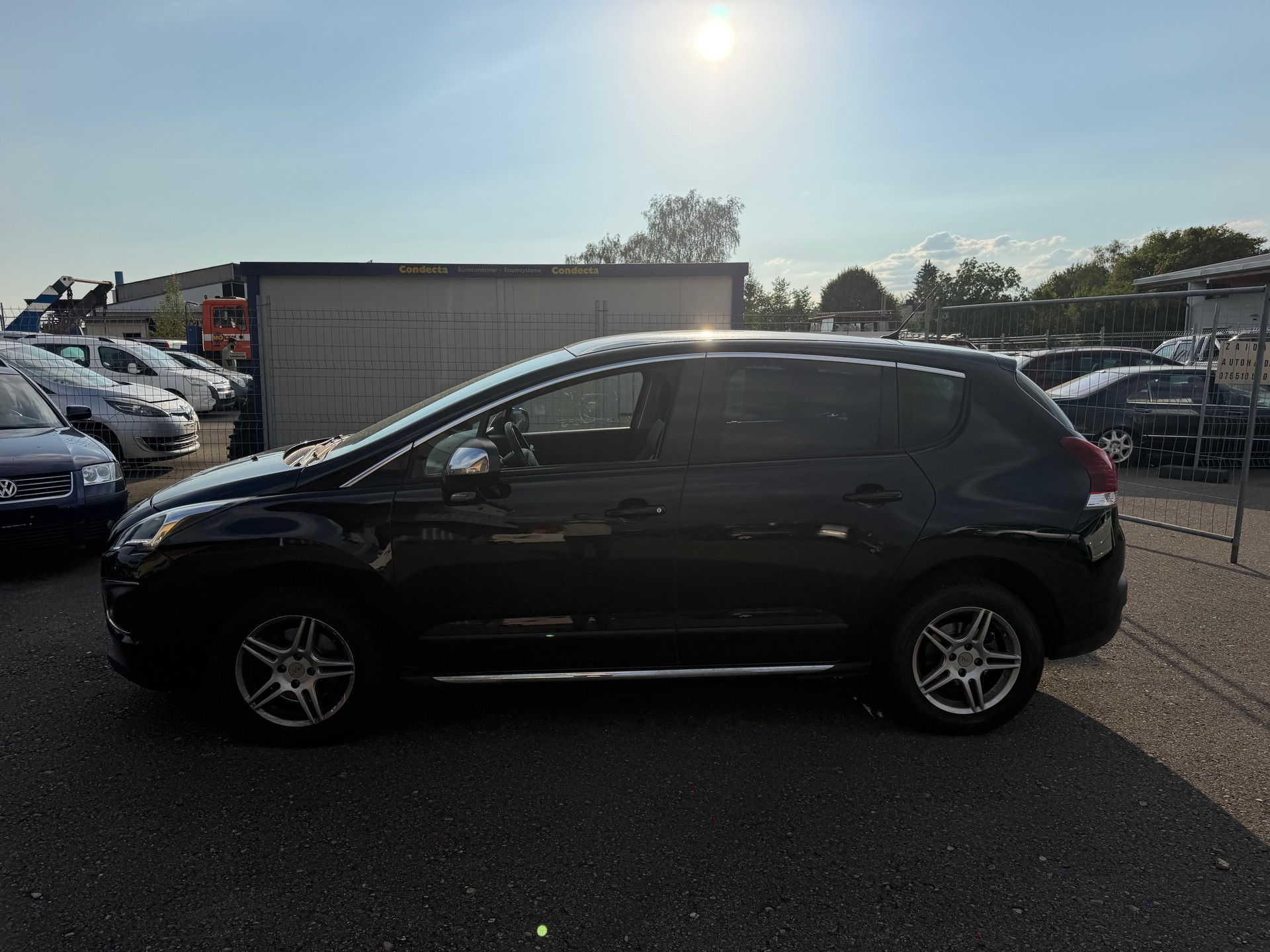 PEUGEOT 3008 1.6 16V T Platinum-image-3