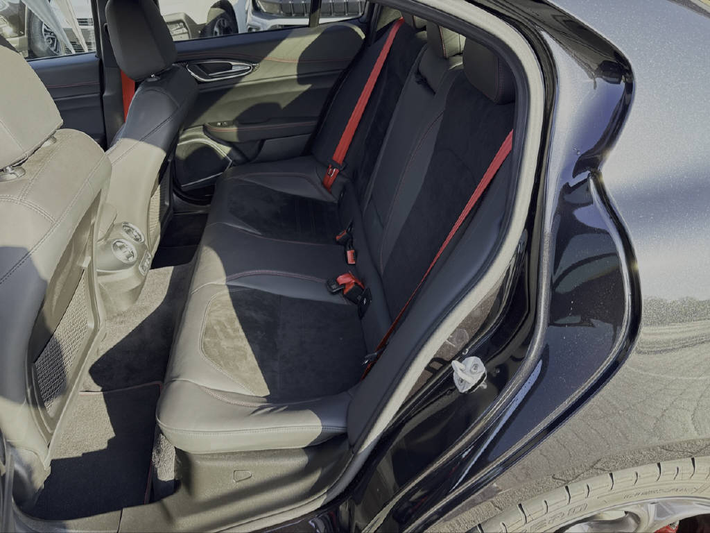ALFA ROMEO Giulia 2.9 V6 Biturbo Quadrifoglio-image-9