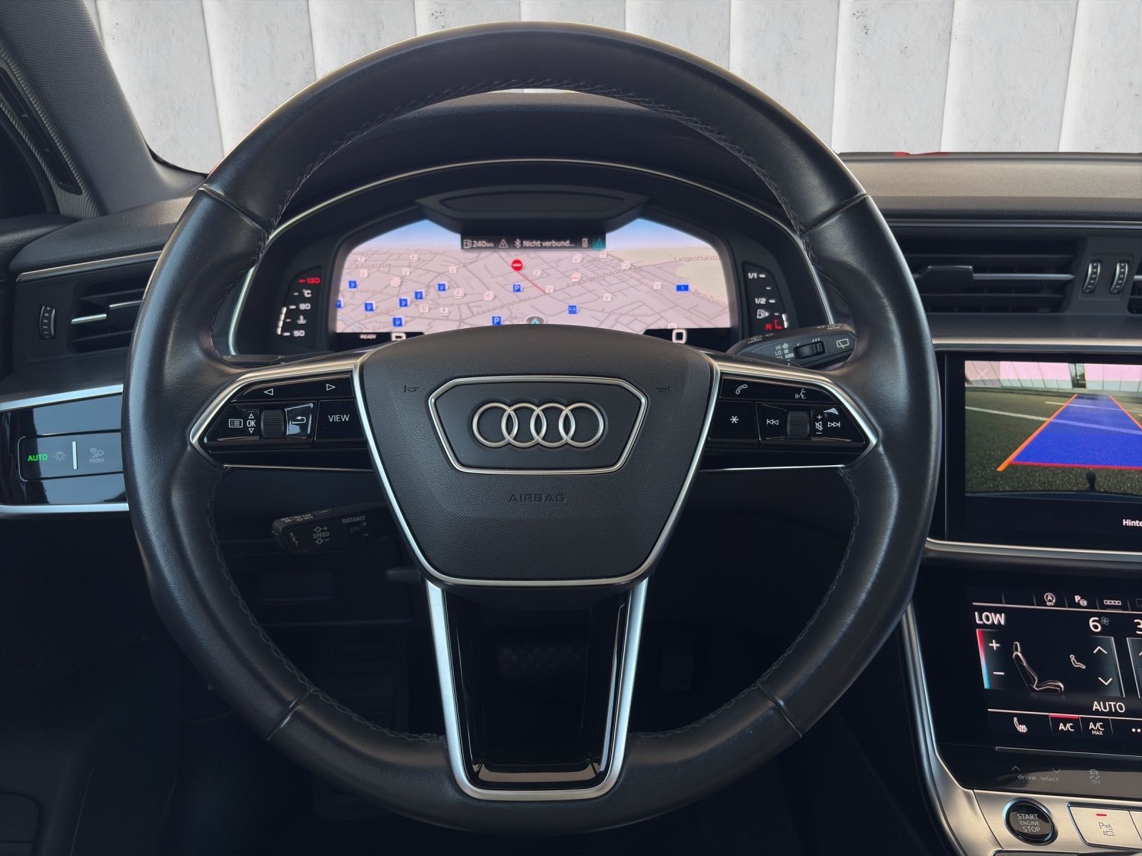 AUDI A6 Avant 45 TFSI Sport S-tronic quattro-image-16