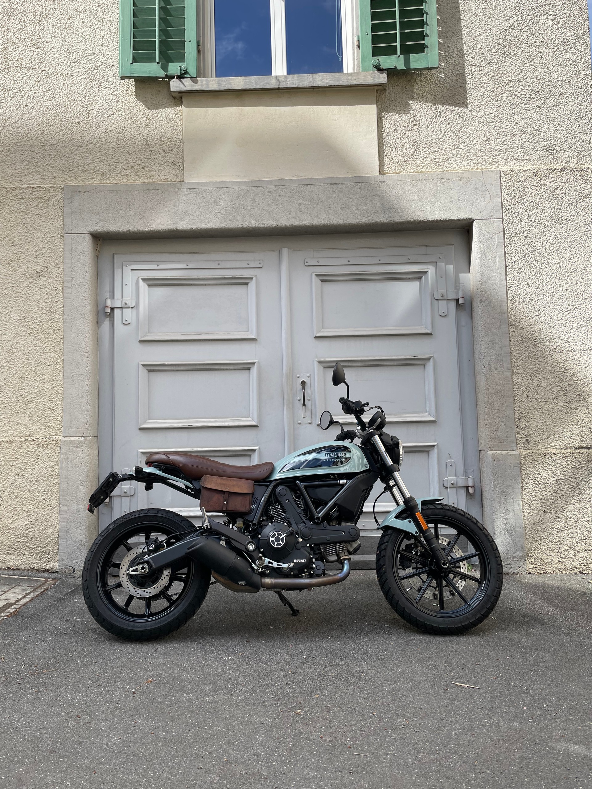 DUCATI Scrambler 400 Sixty 2-image-0