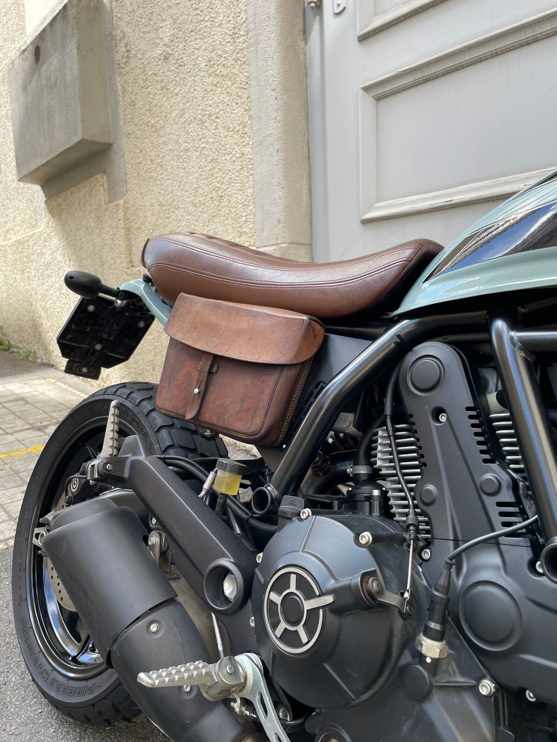 DUCATI Scrambler 400 Sixty 2-image-7
