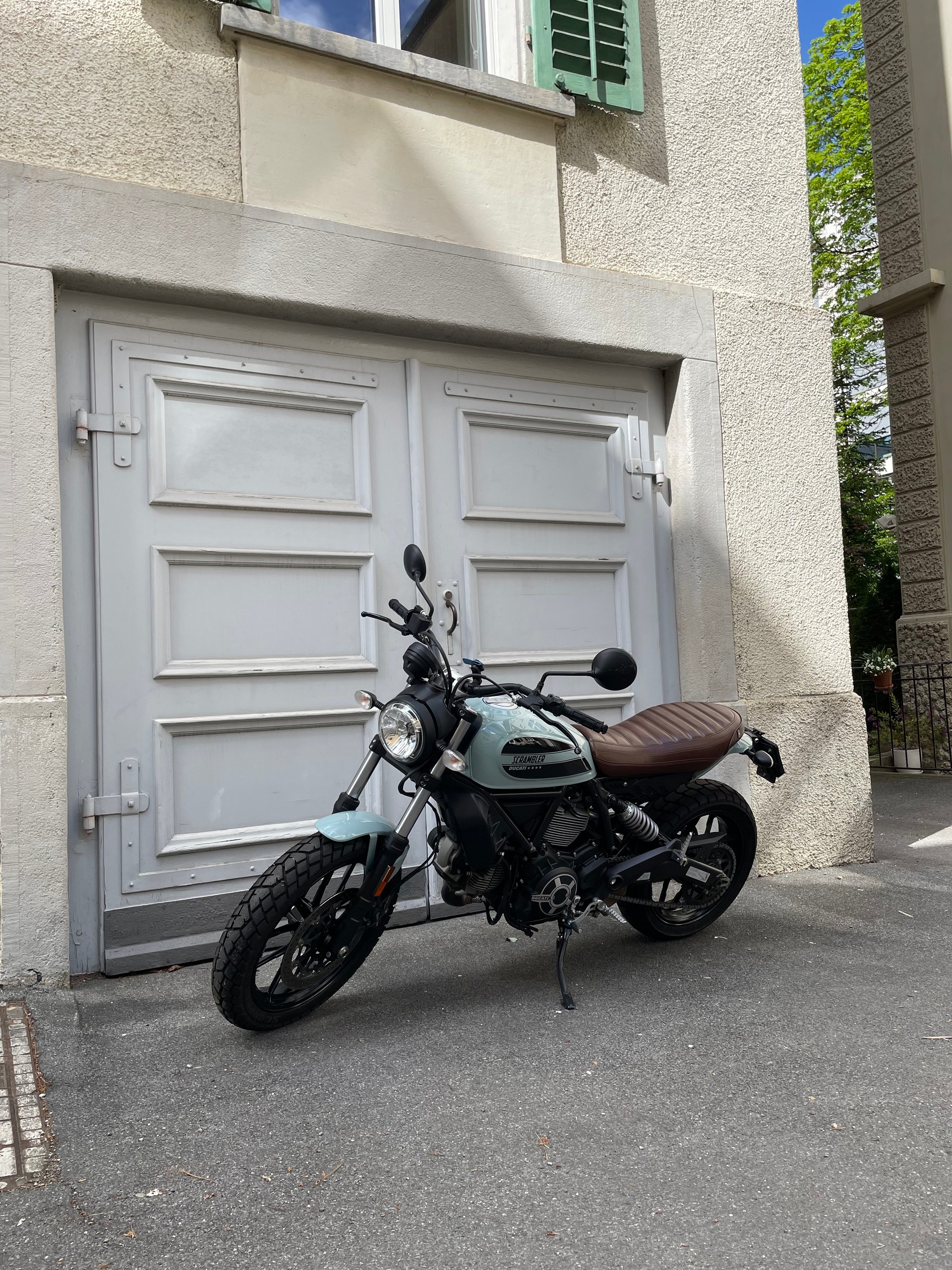 DUCATI Scrambler 400 Sixty 2-image-3