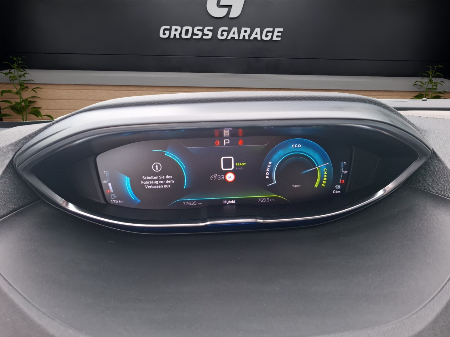 PEUGEOT 3008 1.6 Plug-in Hybrid4 GT Pack-image-11