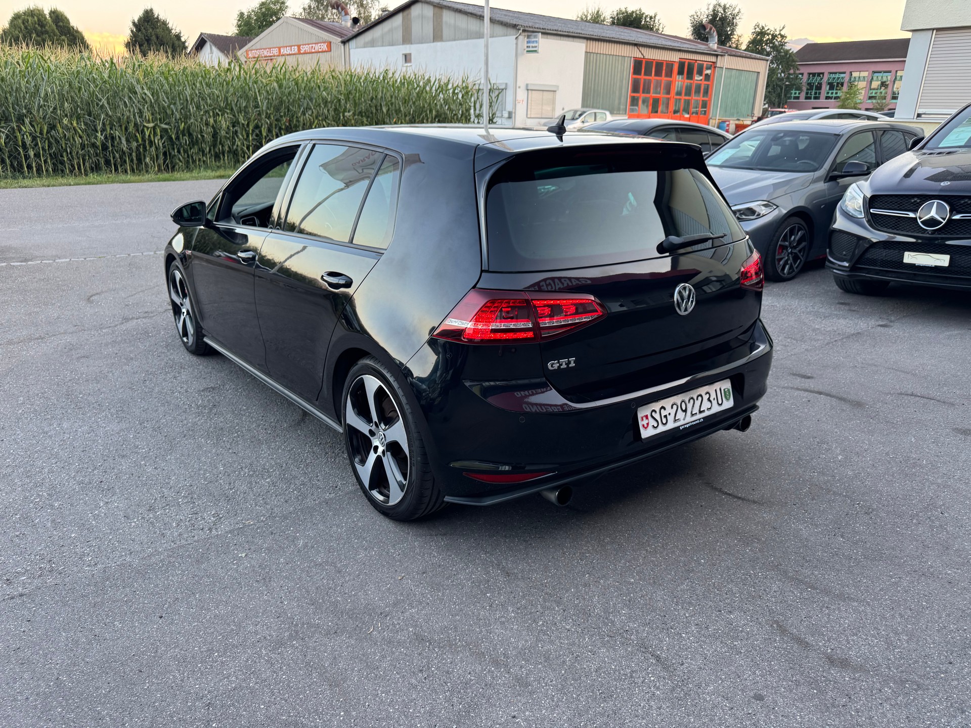 VW Golf 2.0 TSI GTI-image-5