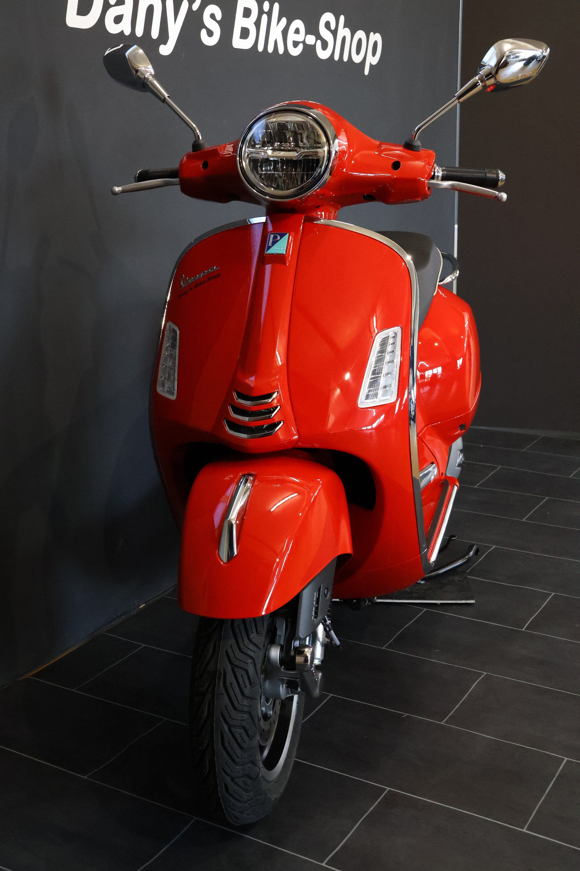 PIAGGIO Vespa GTS Super 125 MY26 E5+ (4 Jahre Garantie)-image-1