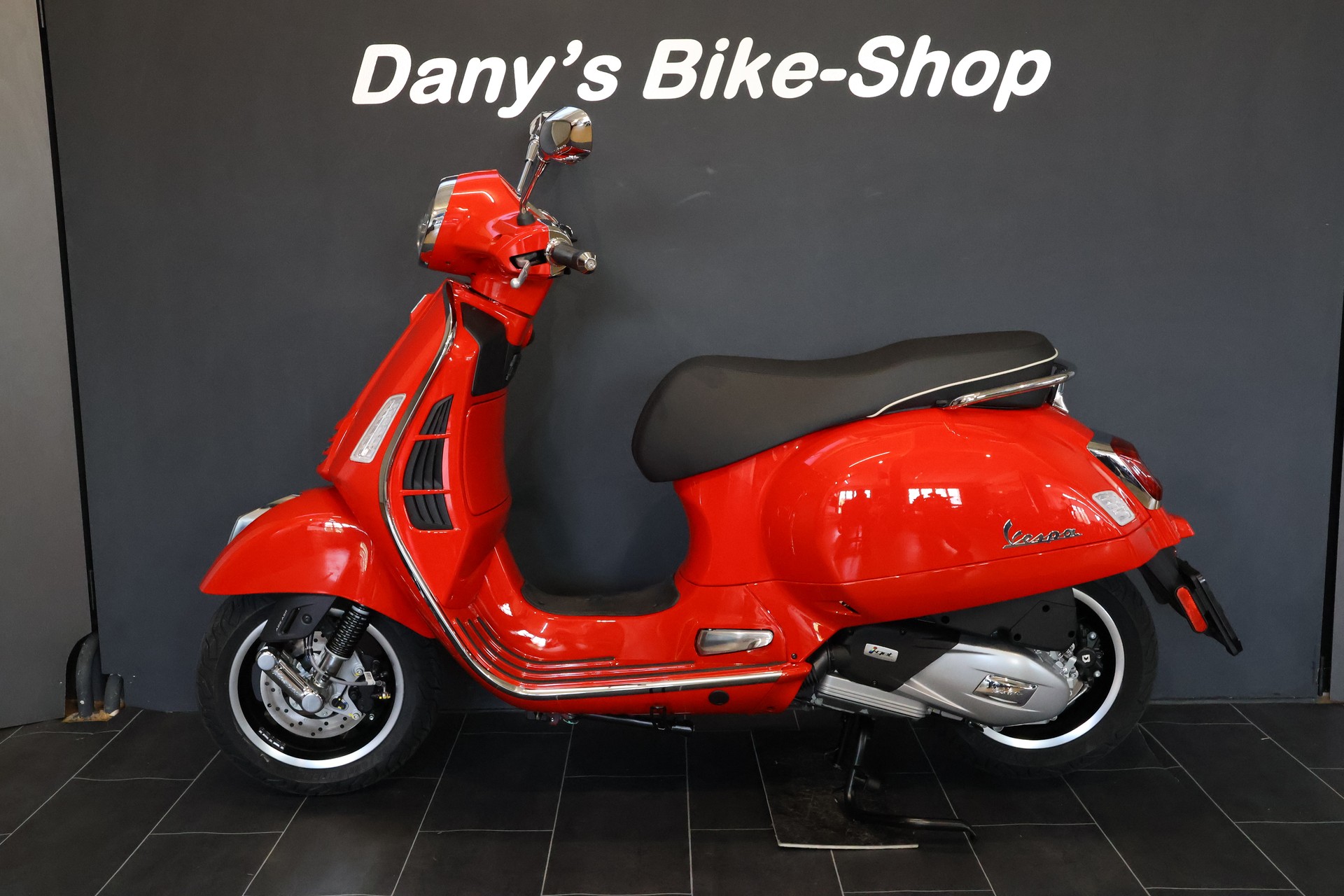 PIAGGIO Vespa GTS Super 125 MY26 E5+ (4 Jahre Garantie)-image-0