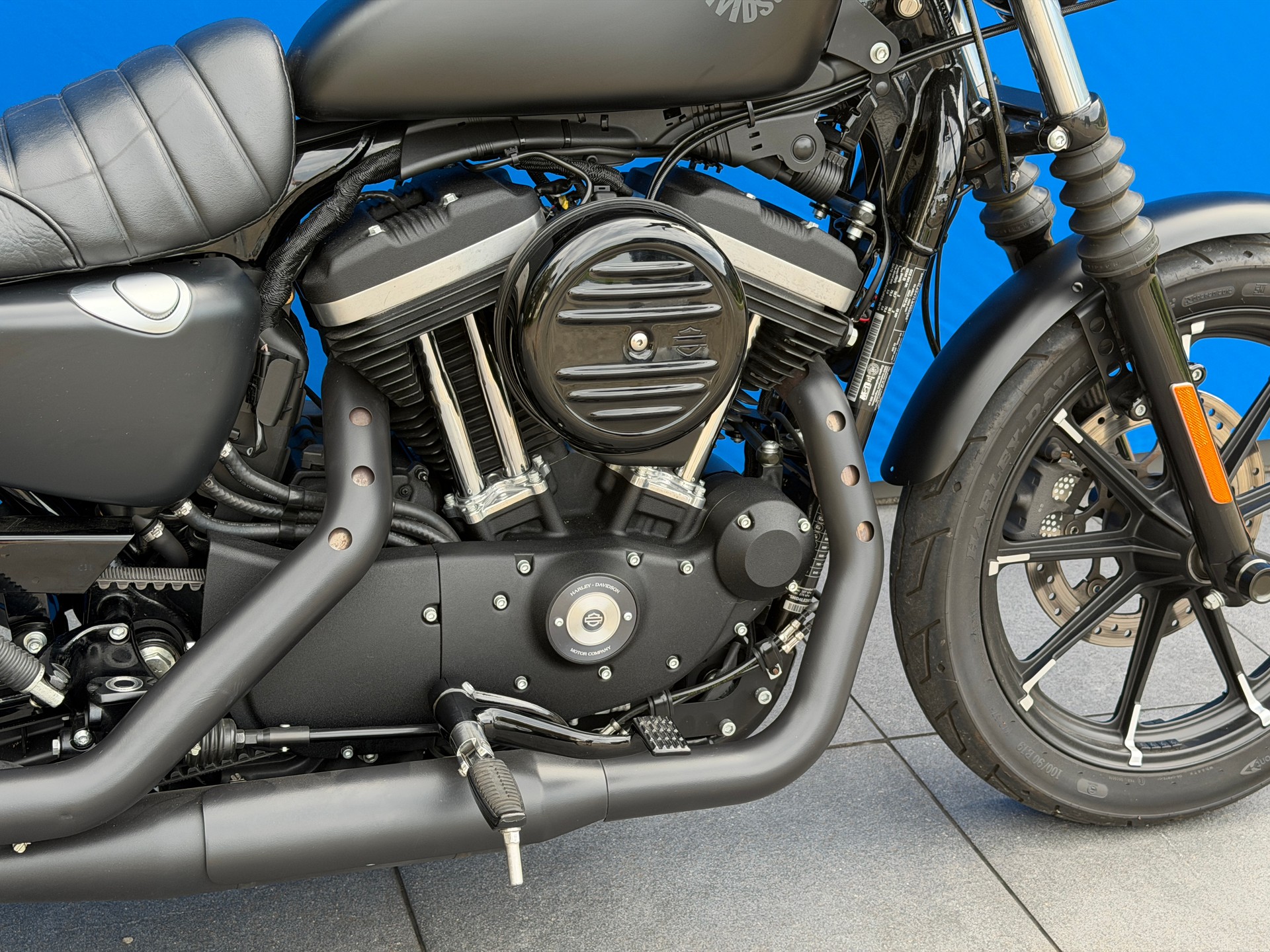 HARLEY-DAVIDSON XL 883 N Sportster Iron ABS-image-8