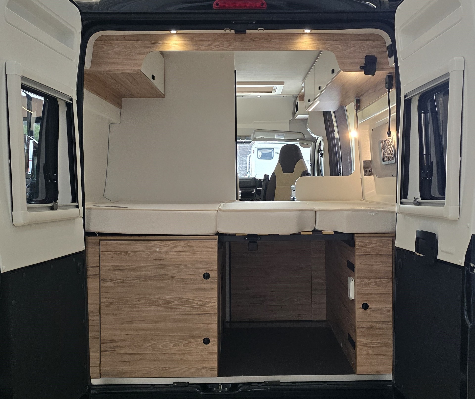 PILOTE V 540 G / Fiat Ducato 2.2MJT 140PS / 9-gang Automat-image-6